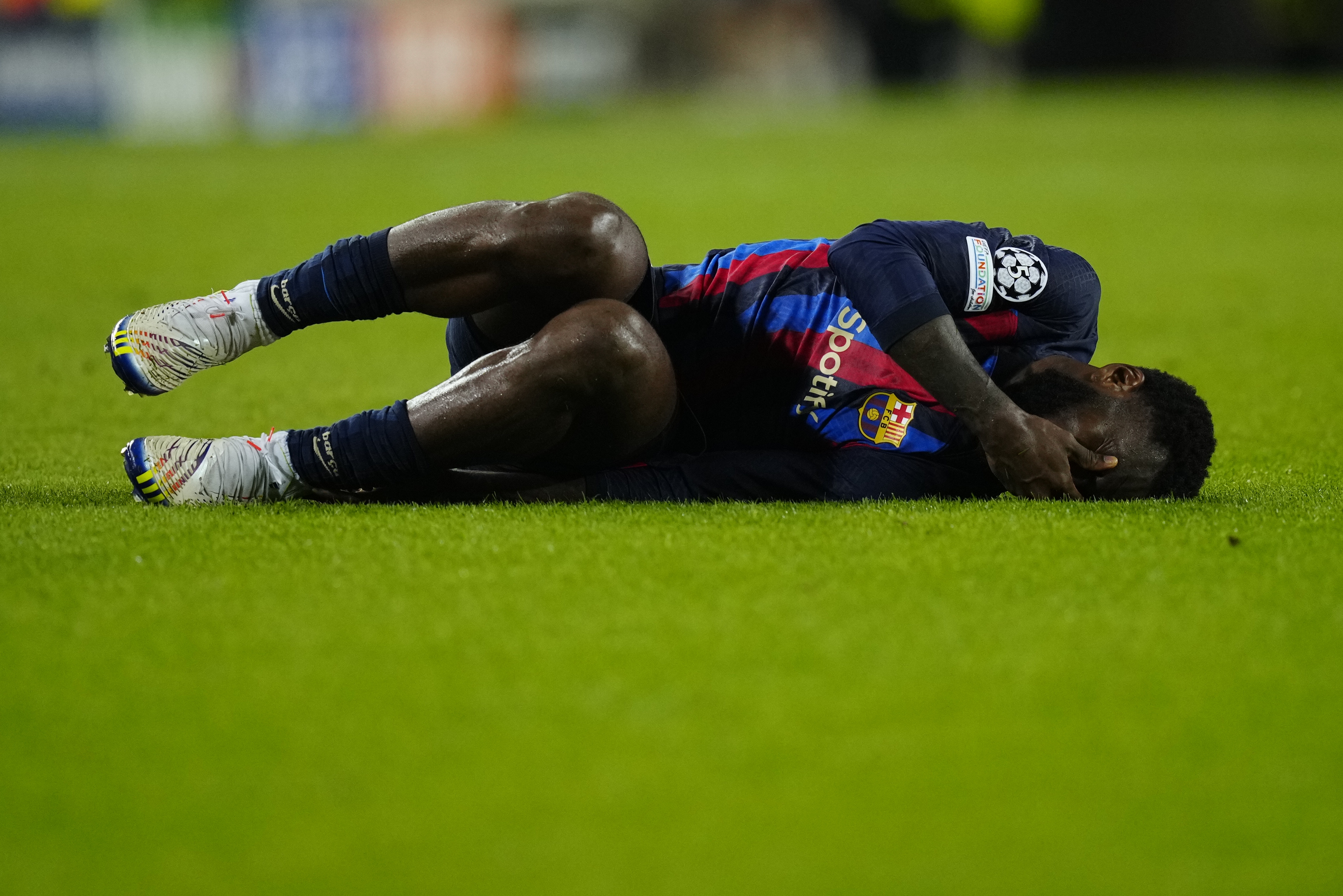 epa10267947 FC Barcelona's Kessie Franck reacts during the UEFA Champions League group C soccer match between FC Barcelona and FC Bayern Munich at Camp Nou stadium in Barcelona, Spain, 26 October 2022.  EPA-EFE/Enric Fontcuberta