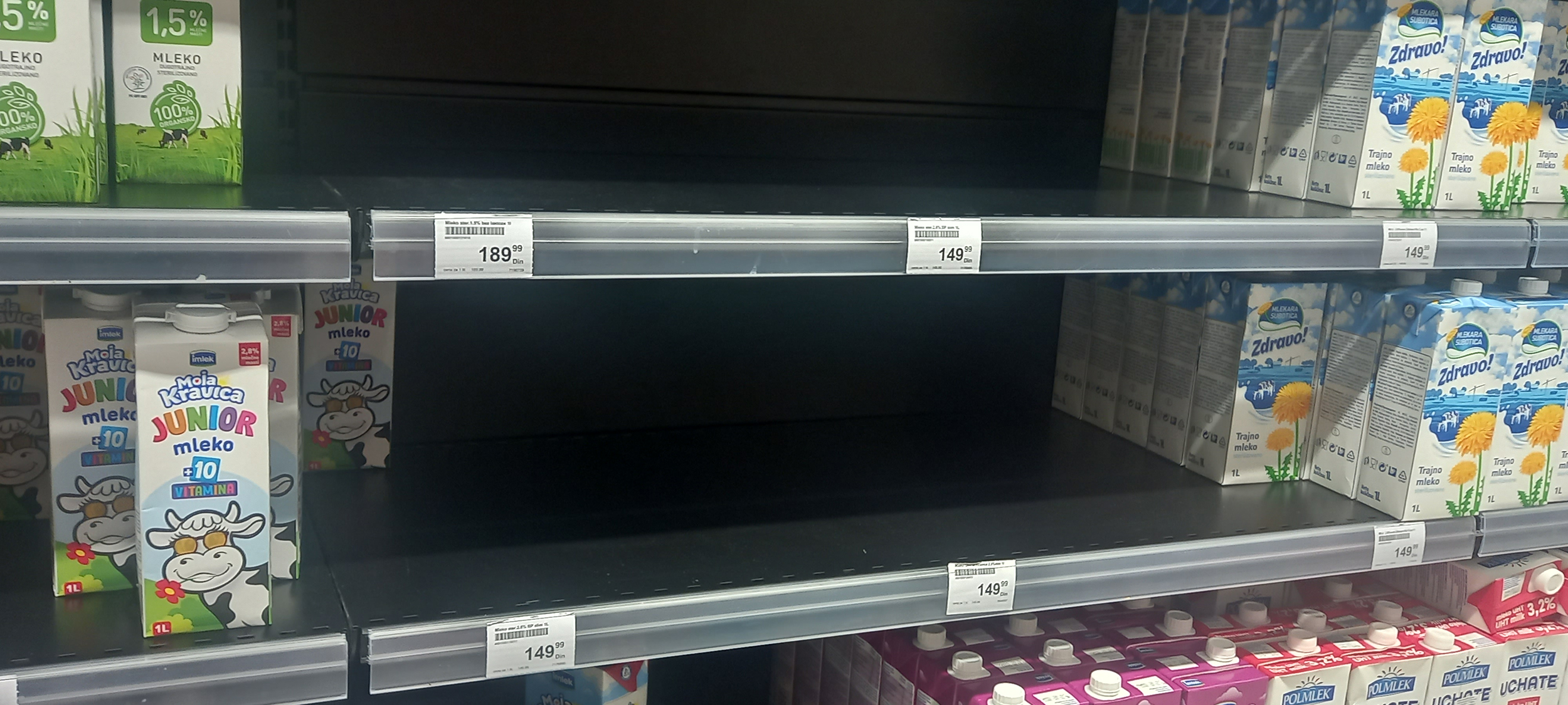 Rafovi cene,market, prodavnica,  proizvodi, mleko