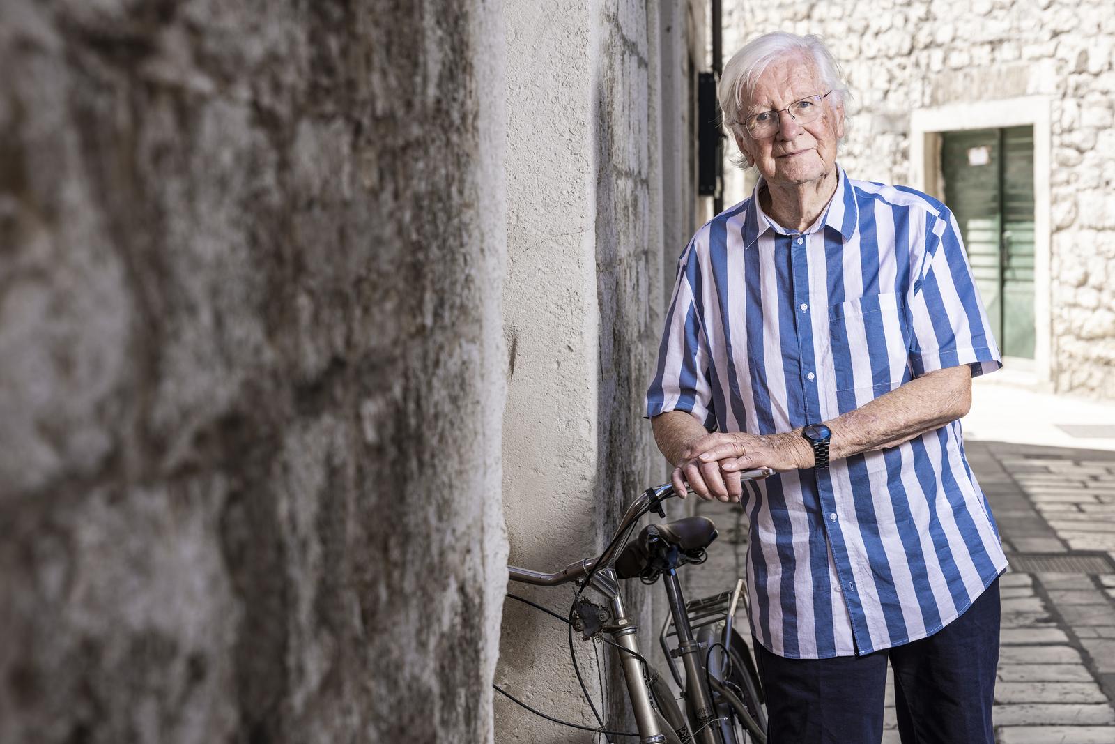 12.07.2022., Stari Grad, Hvar - Legendarni TV voditelj Sasa Zalepugin i njegova supruga Tihana. Photo: Milan Sabic/PIXSELL