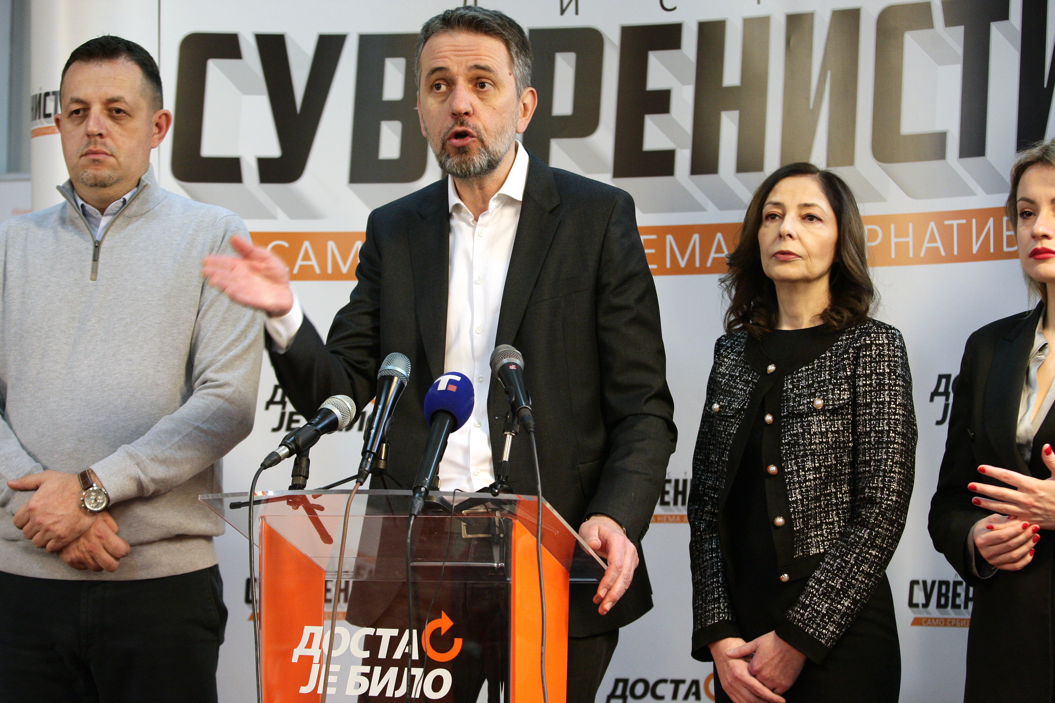 Beograd, 28. februara 2022 - Konferencija za novinare koalicije Suverenisti. Kandidat za predsednika Branka Stamenkovic. Na fotografiji Sasa Radulovic (desno). FOTO TANJUG/ SAVA RADOVANOVIC/bs