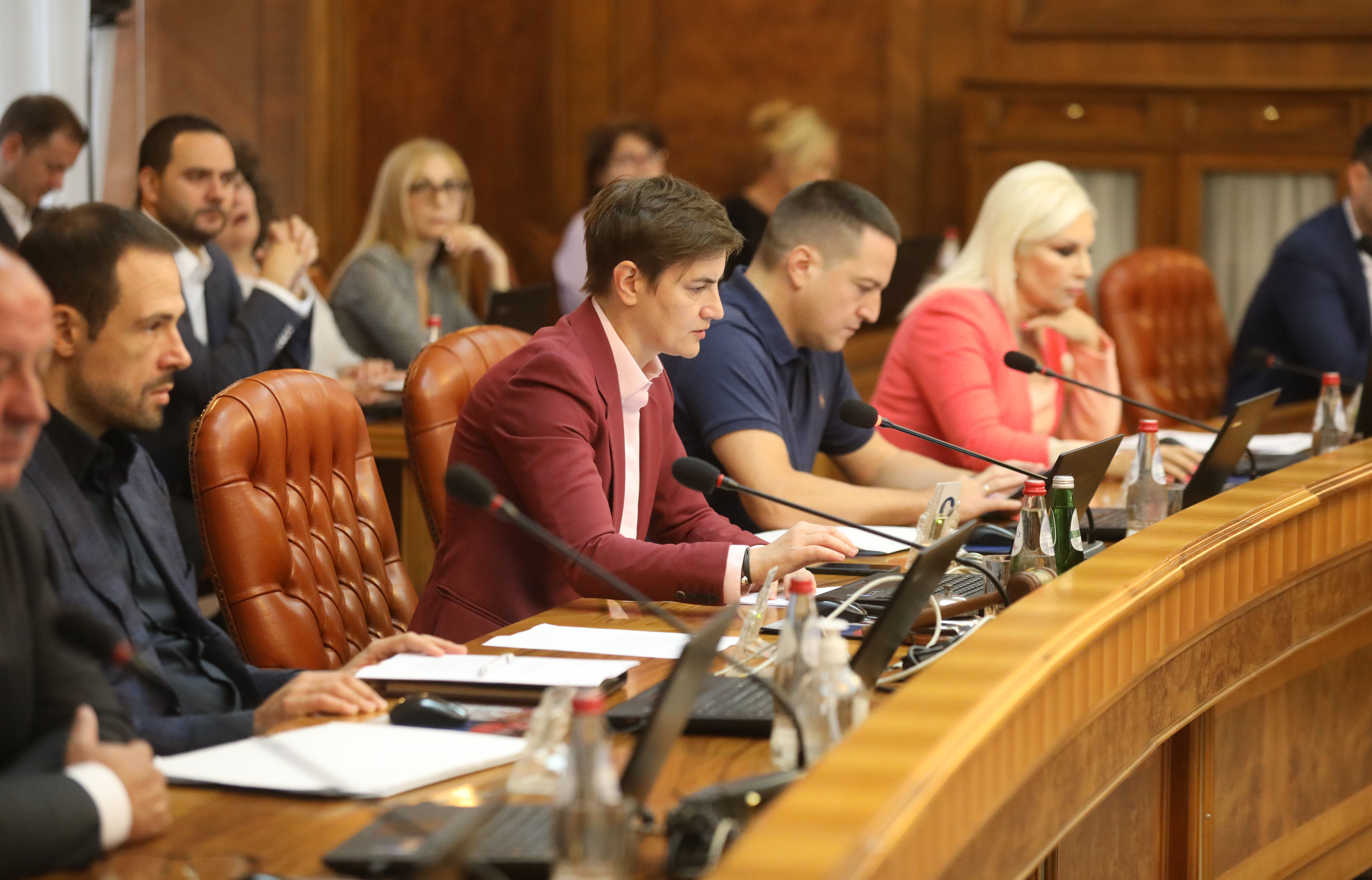 Beograd, 16. septembra 2022 - Sednica Vlade Republike Srbije. Premijerka Srbije Ana Brnabic, ministri Branko Ruzic, Zorana Mihajlovic. FOTO TANJUG/ VLADA REPUBLIKE SRBIJE/ SLOBODAN MILJEVIC/bs