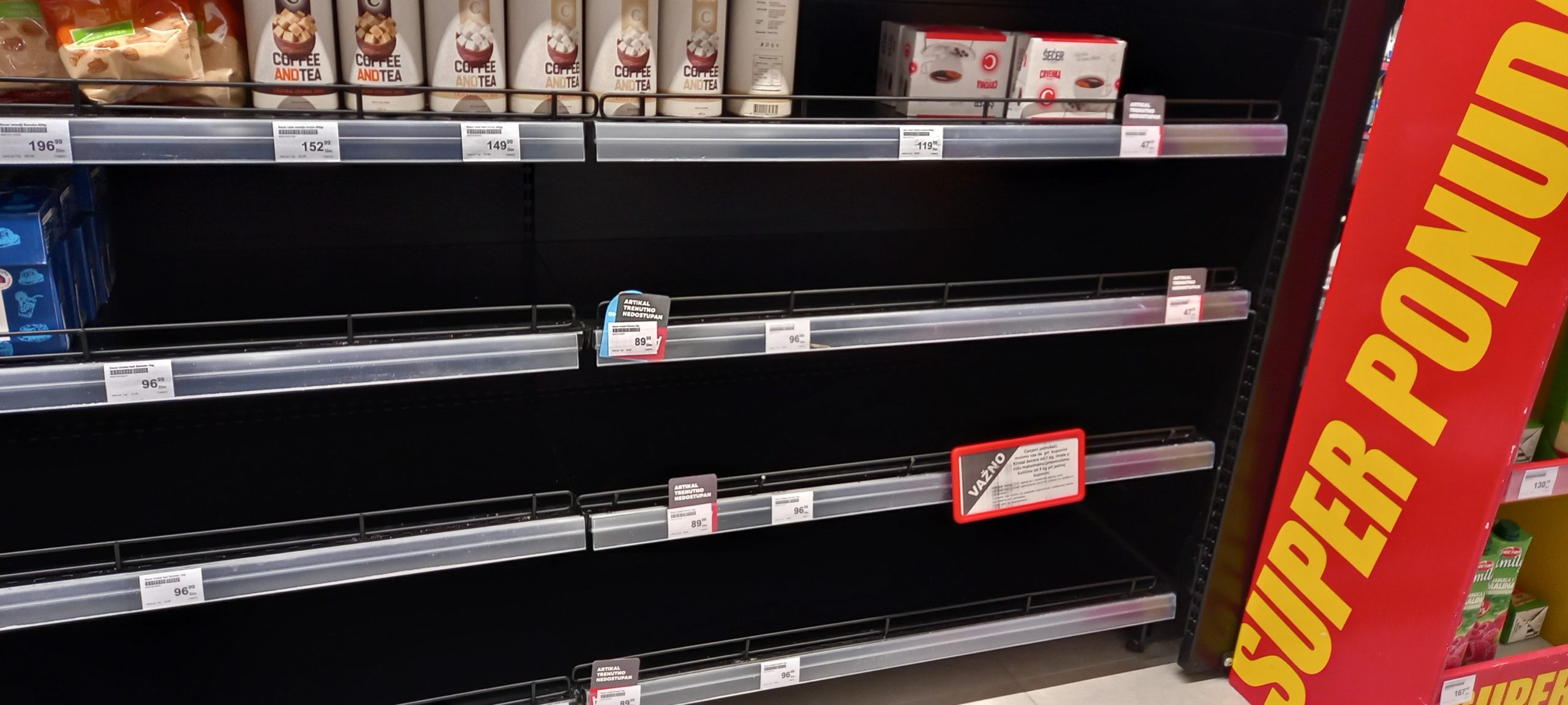 Prodavnica prazni rafovi nestasica secera