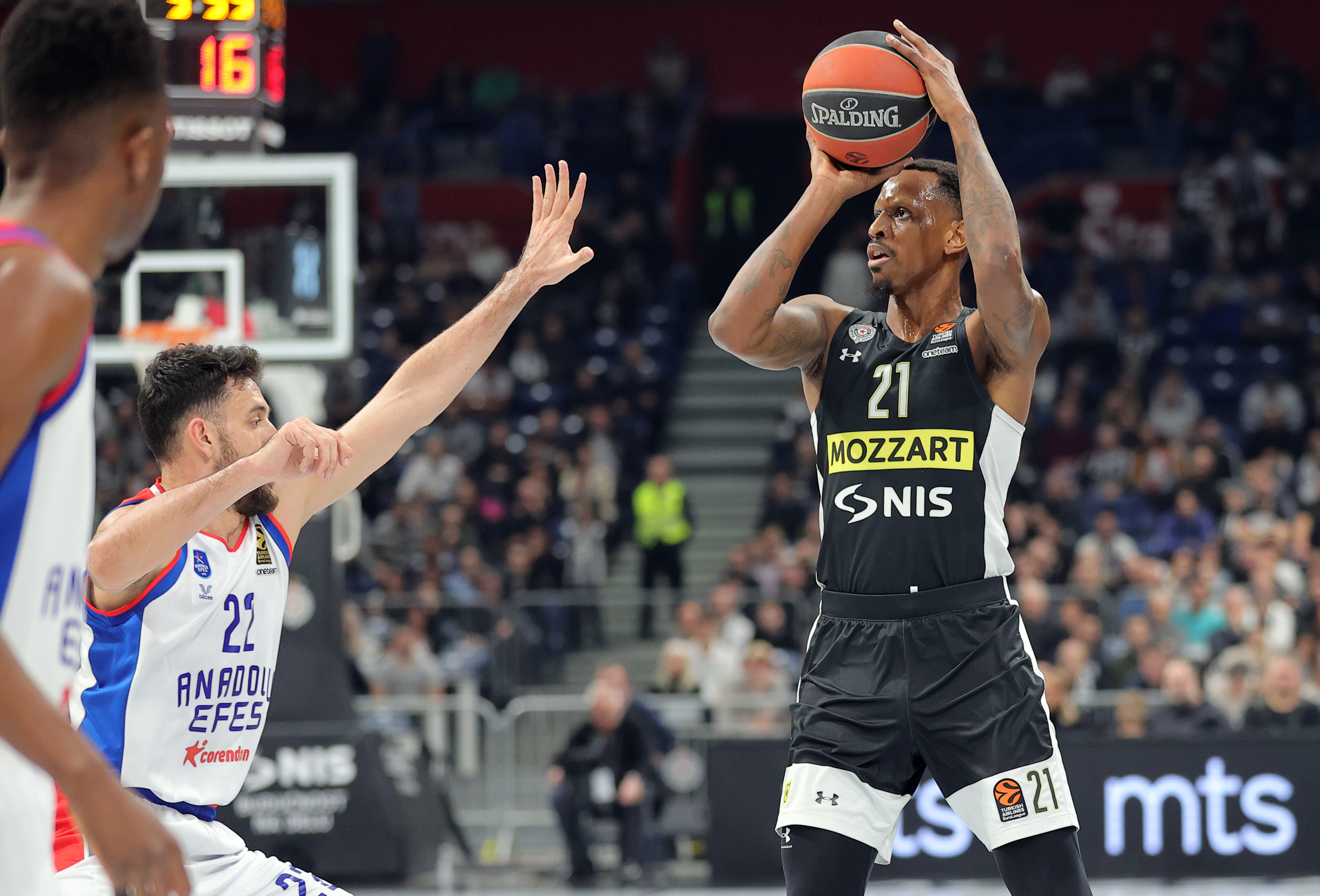 partizan-efes-100058