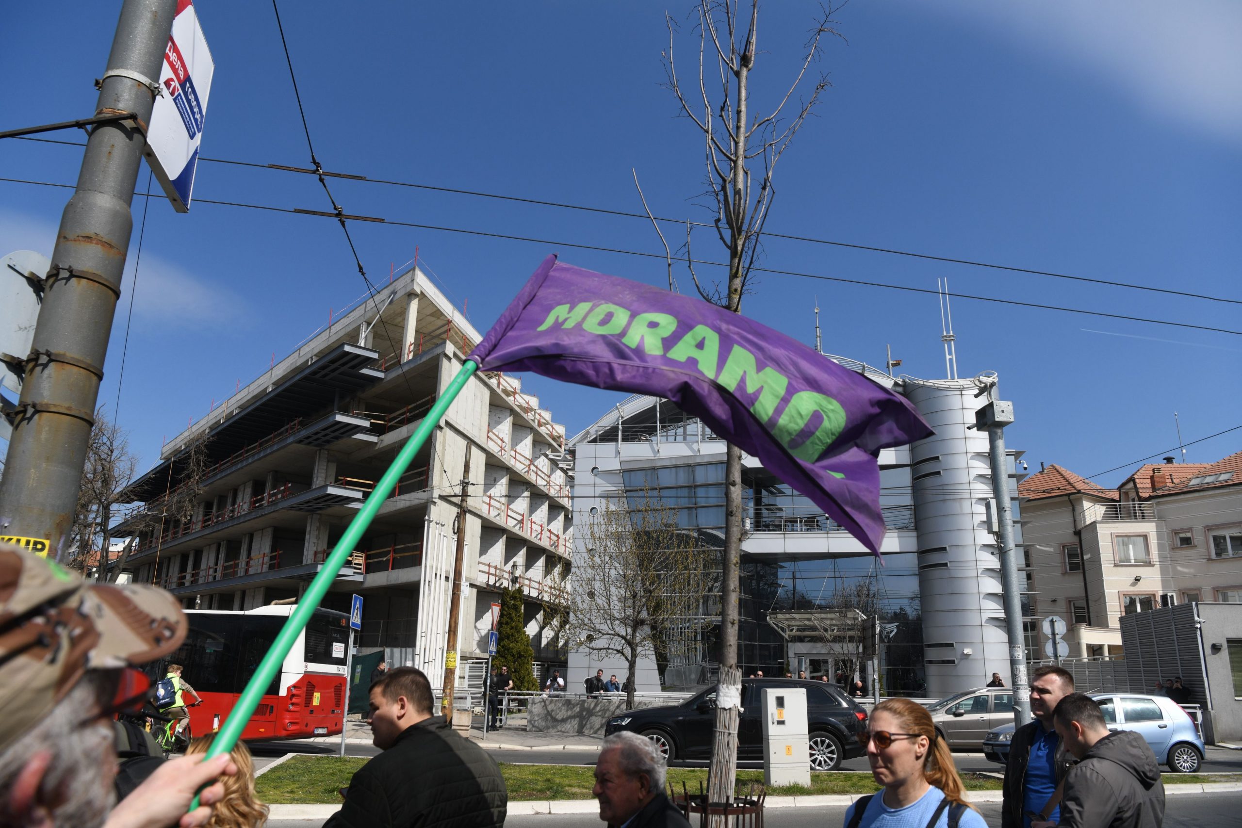 Beograd 27.03.2022 moramo protesna šetnja pink do kineske ambasade "protest protiv trovanja i otimanja zemlje" u organizaciji Ekološki ustanak