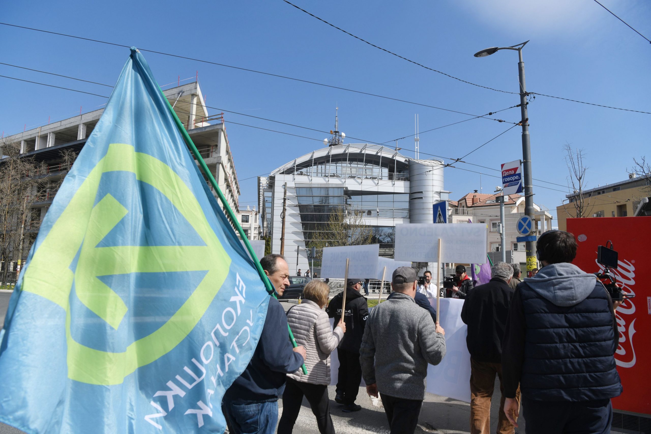 Beograd 27.03.2022 moramo protesna šetnja pink do kineske ambasade "protest protiv trovanja i otimanja zemlje" u organizaciji Ekološki ustanak