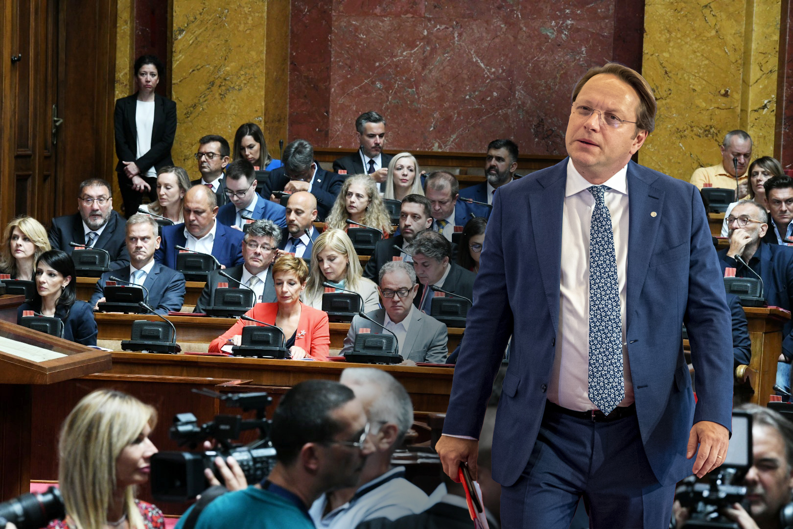 1659350141-VEC_6429-01