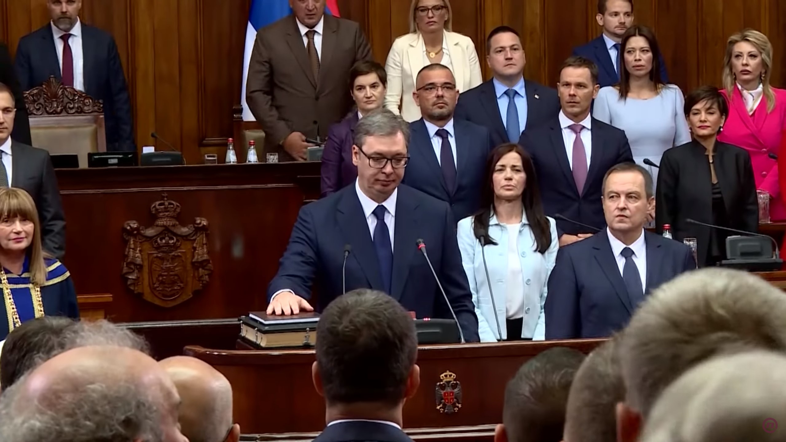 Razrešenje Aleksandra Vučića - ko stoji iza inicijative? prilog, emisija Među nama, Medju nama Foto: Nova S