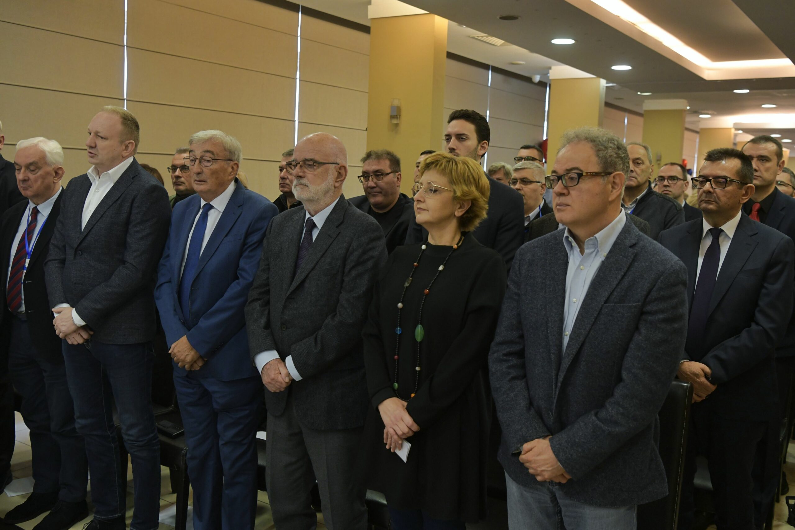 beograd 04.12.2022 zdravko ponos izbor za predsednika stranke  srbija centar