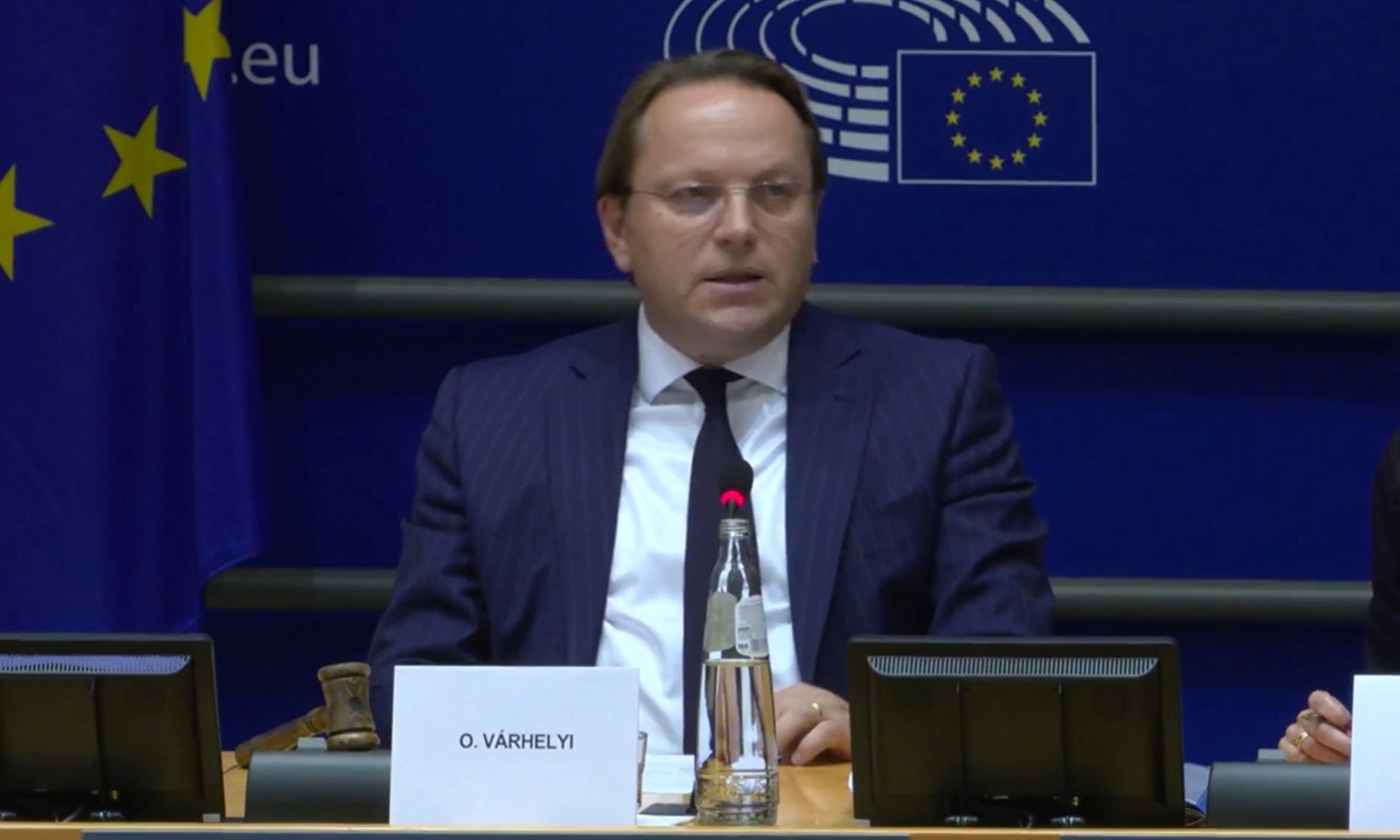 Evropski komesar za politiku susedstva i proširenja Oliver Varhelji