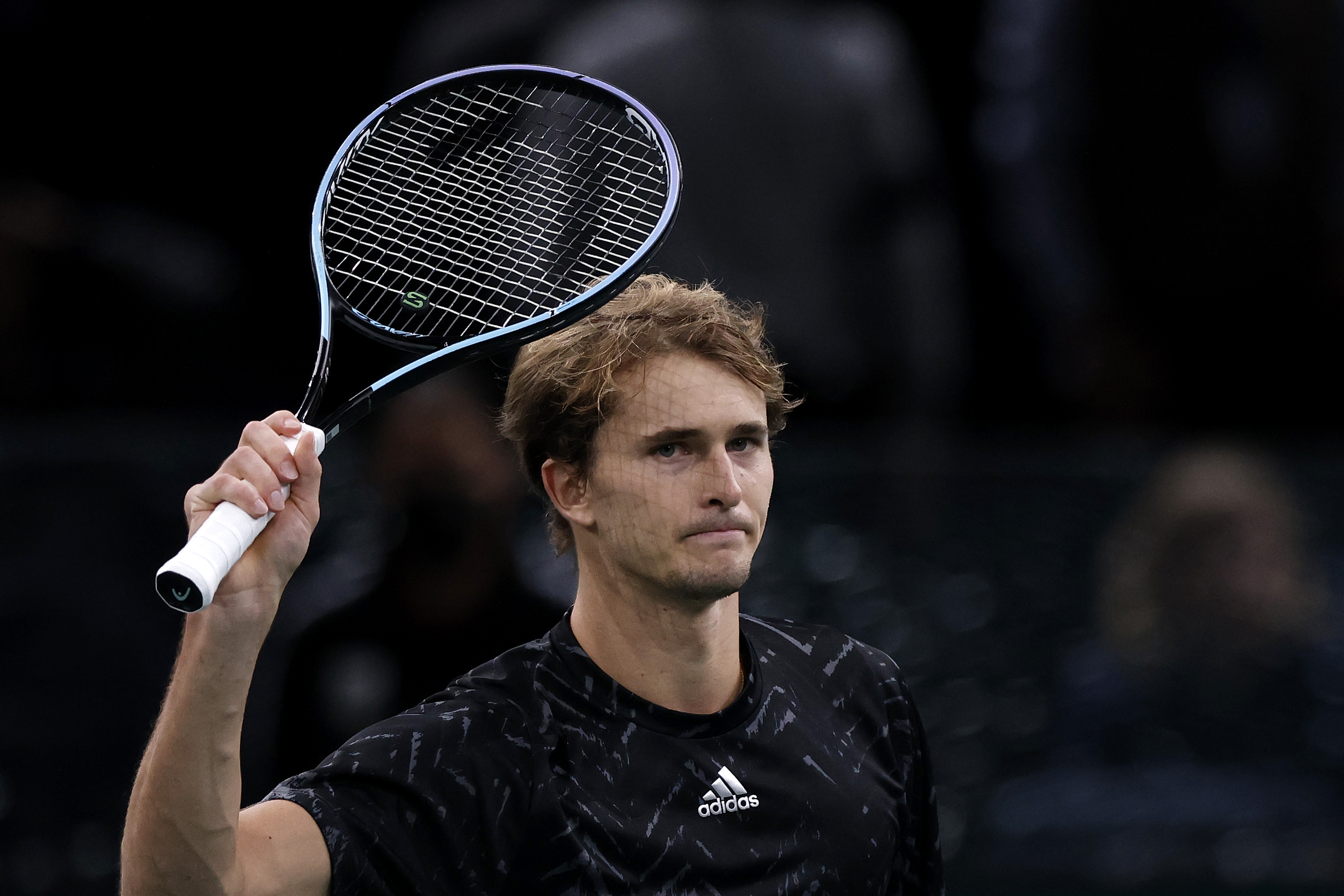 epa09567184 Alexander Zverev of Germany celebrates winning his quarter final match against Capser Ruud of Norway at the Rolex Paris Masters tennis tournament in Paris, France, 05 November 2021.  EPA-EFE/YOAN VALAT