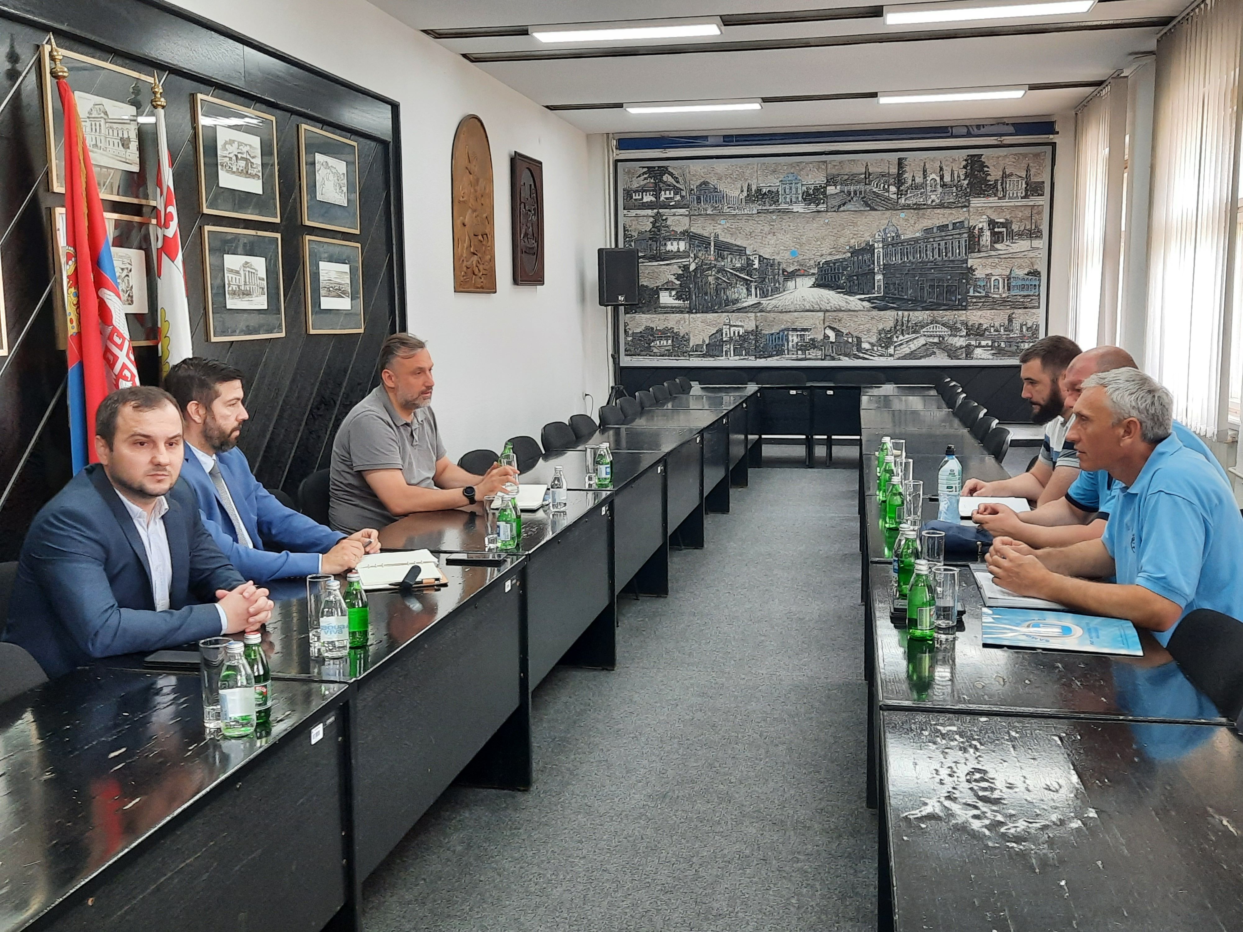 Kragujevac 13.06.2022. Sastanak predstavnika vlade i fijata, fiat, fijat Foto: Aleksandra Petrović/Nova.rs