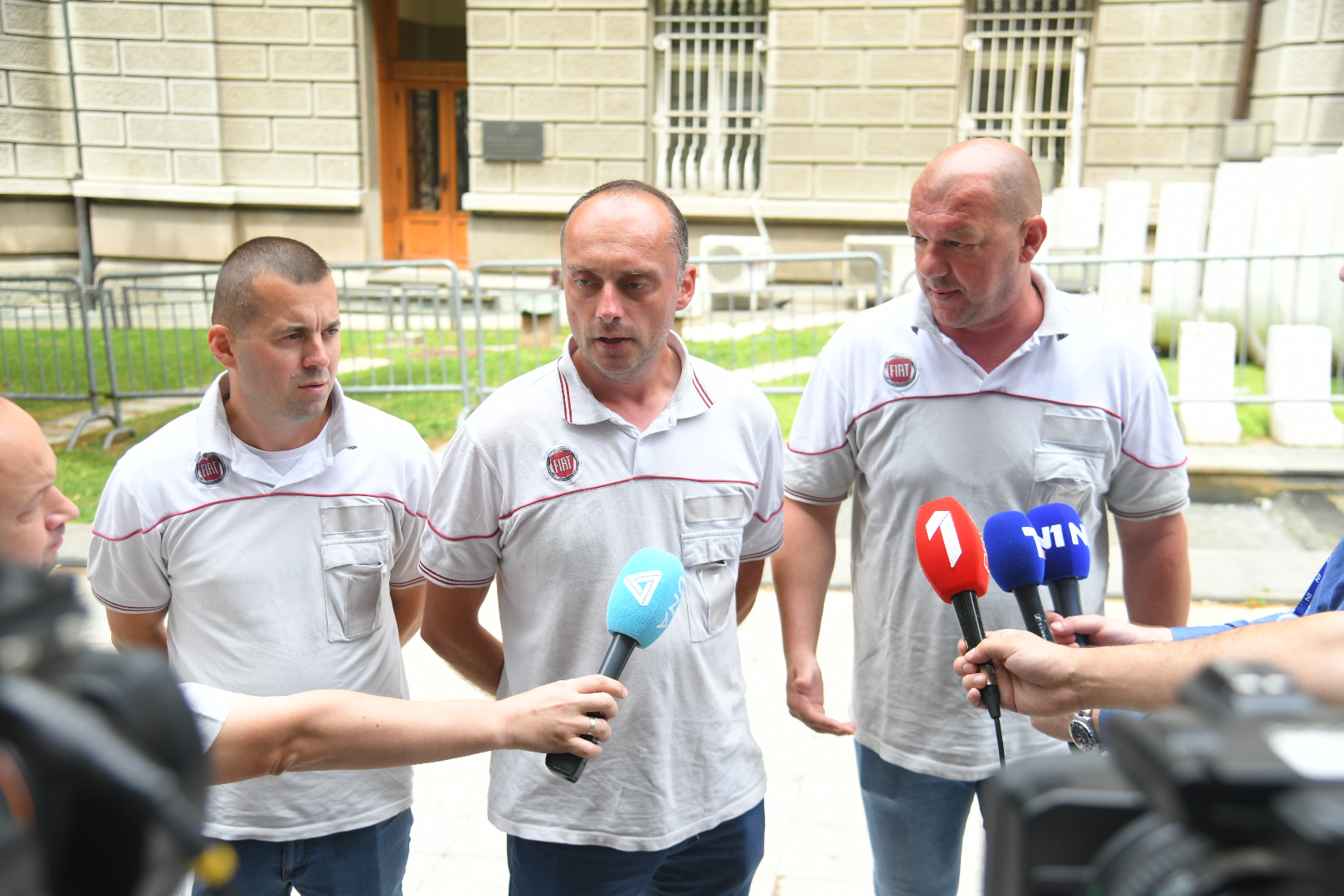 Beograd 25. jun 2022. Predstavnici radnika Fijata (Fiat Fijat) nakon sastanka sa predsednikom Srbije Foto:Nemanja Jovanović/Nova.rs