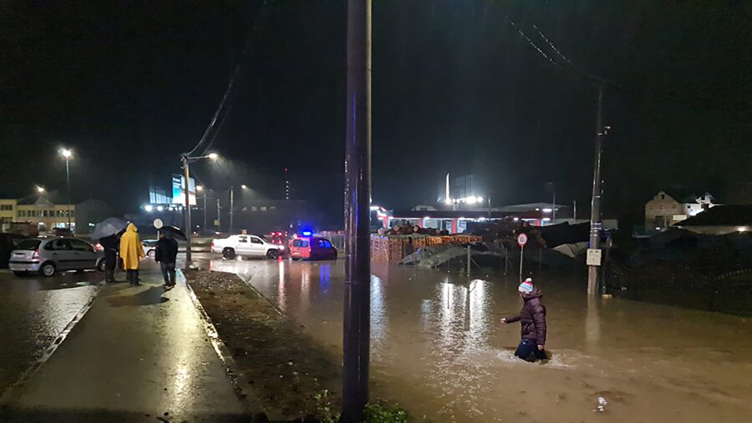 Obilne padavine stvaraju probleme građanima na sjeveru zemlje. Situacija je posebno teška u Prijedoru, Kozarskoj Dubici i Novom Gradu.
