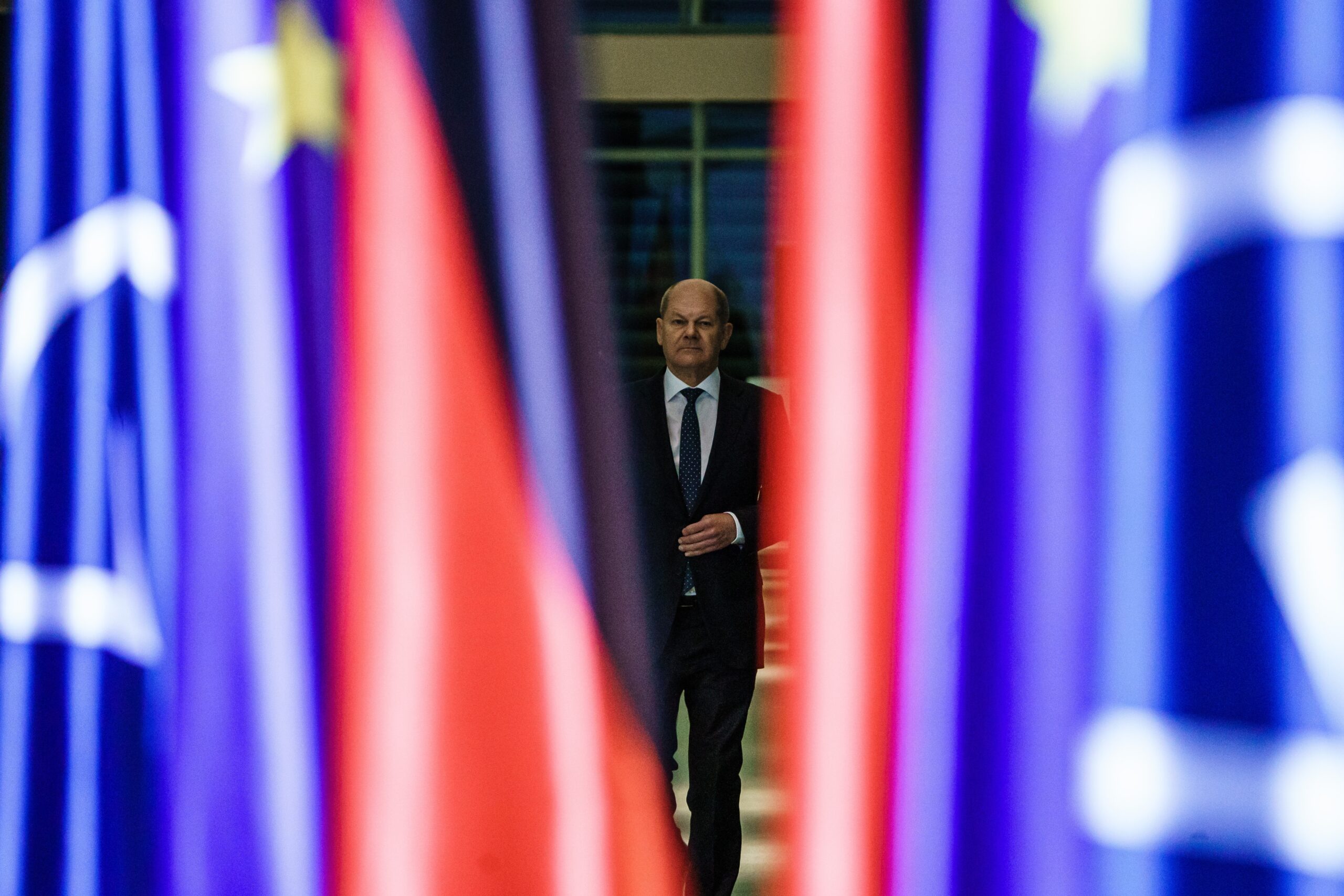 epa10362234 German Chancellor Olaf Scholz arrives for a press conference at the Chancellery in Berlin, Germany, 12 December 2022. German chancellor Olaf Scholz addressed media following  a G7 leaders video conference.  EPA-EFE/CLEMENS BILAN
