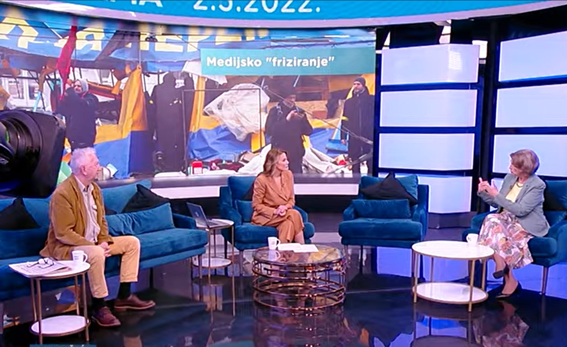 1. tema – Ko gubi medijski rat? – gosti Ljubinka Milinčić i Veljko Đurović