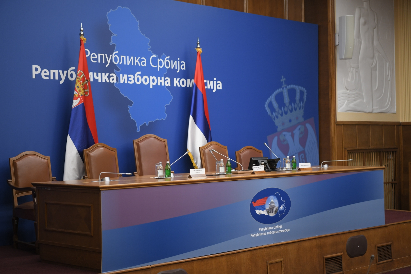 Beograd 03.04.2022. RIK, Republička izborna komisija, izbori 2022, sala, unutra, enterijer Foto: Dragan Mujan/Nova.rs