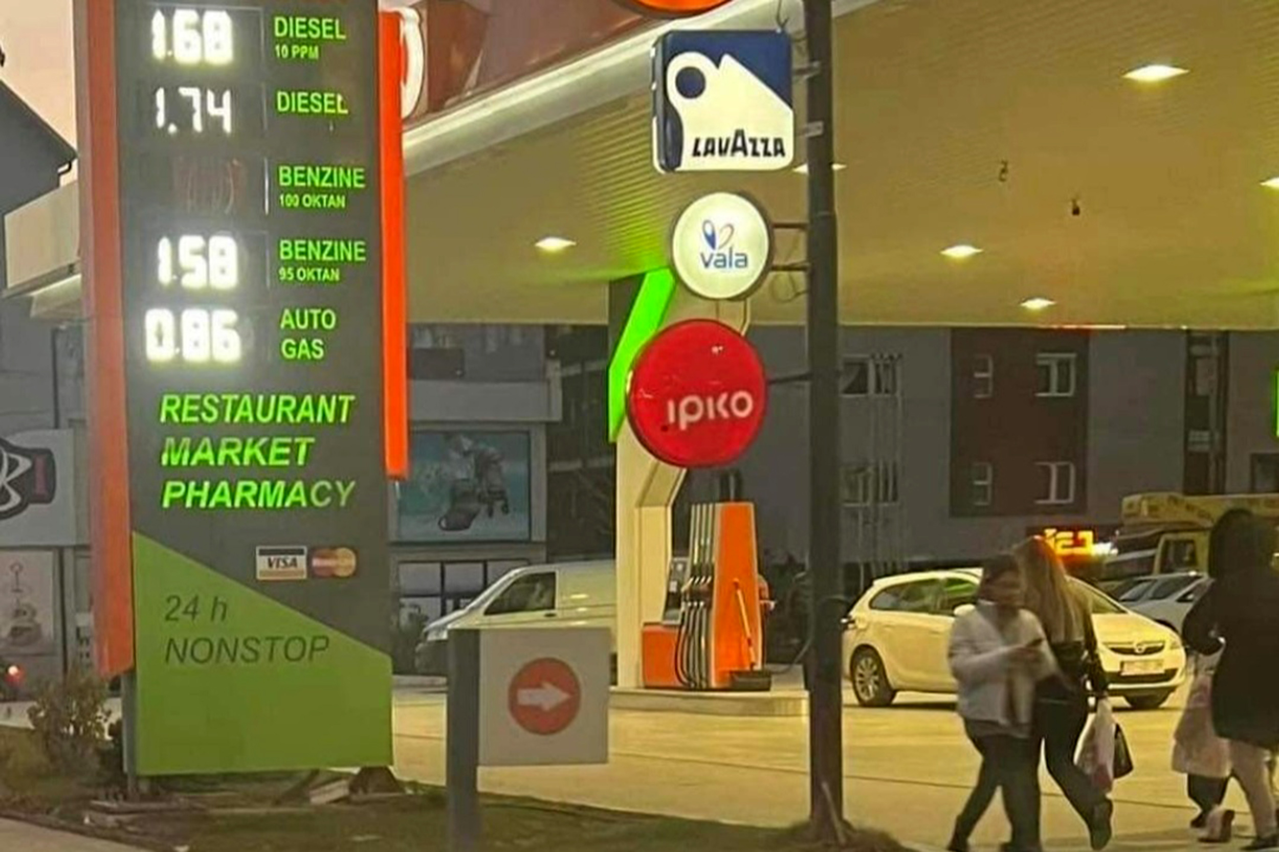 Poslao Nenad Bozovic