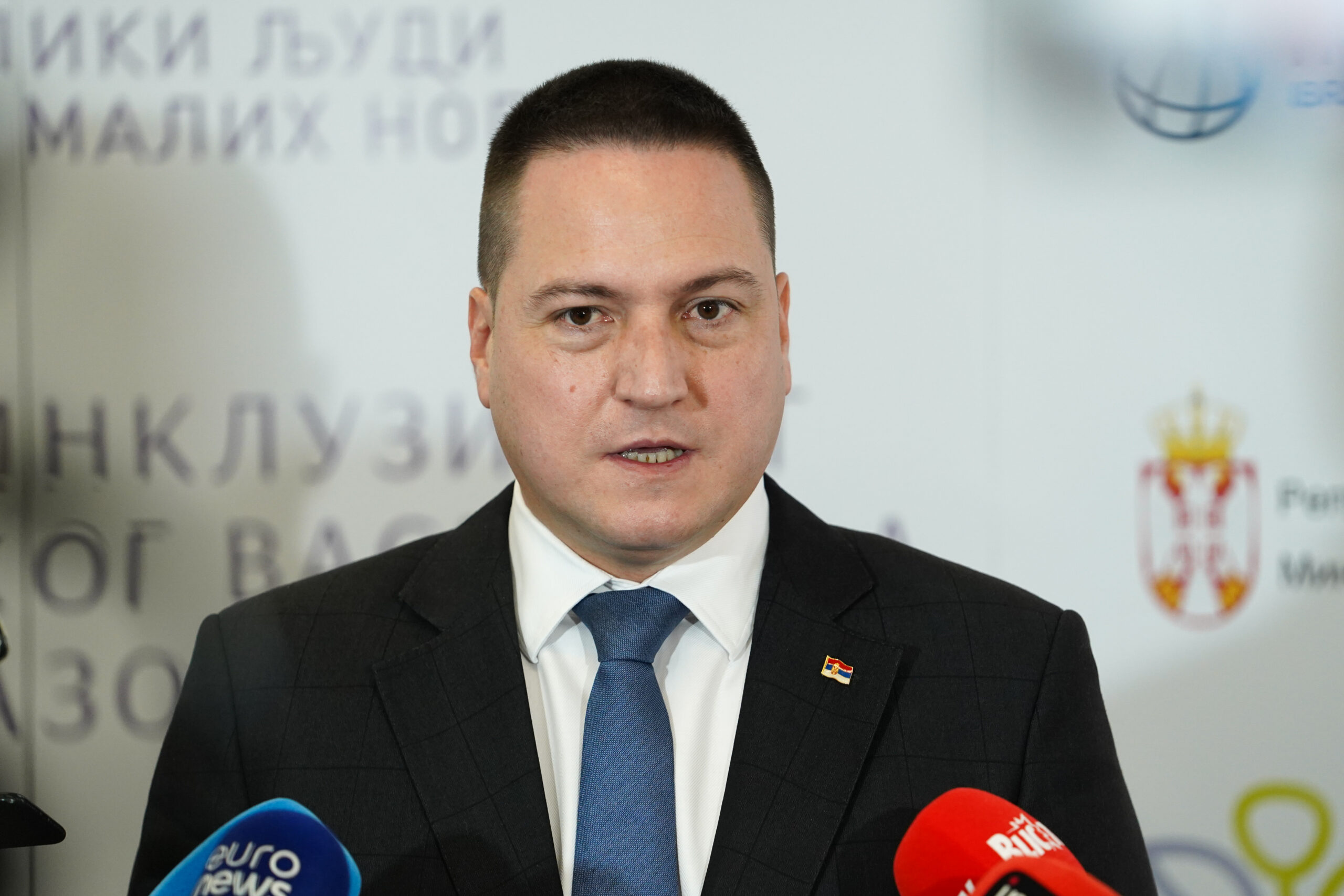 Beograd, 23. novembra 2022 - Ministar prosvete Branko Ruzic izrazio je danas zgrazavanje zbog nasilja u Subotici u kojem je zbog vrsnjackog nasilja decak (13) ostao bez slezine. FOTO TANJUG/ JADRANKA ILIC/bs