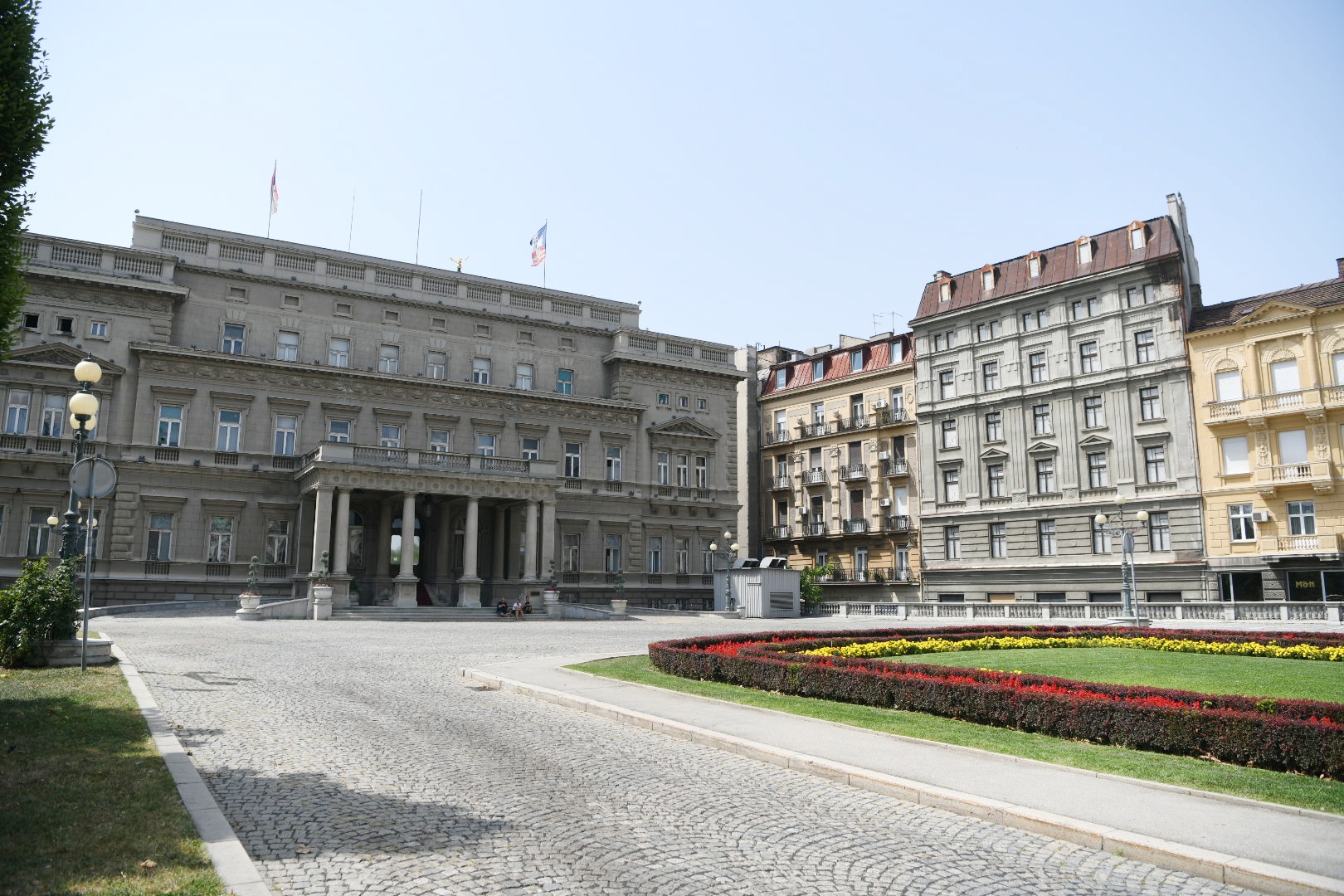 Beograd 19.08.2022. Skupština grada Beograda, Stari dvor, parkiranje Foto: Vesna Lalić/Nova.rs