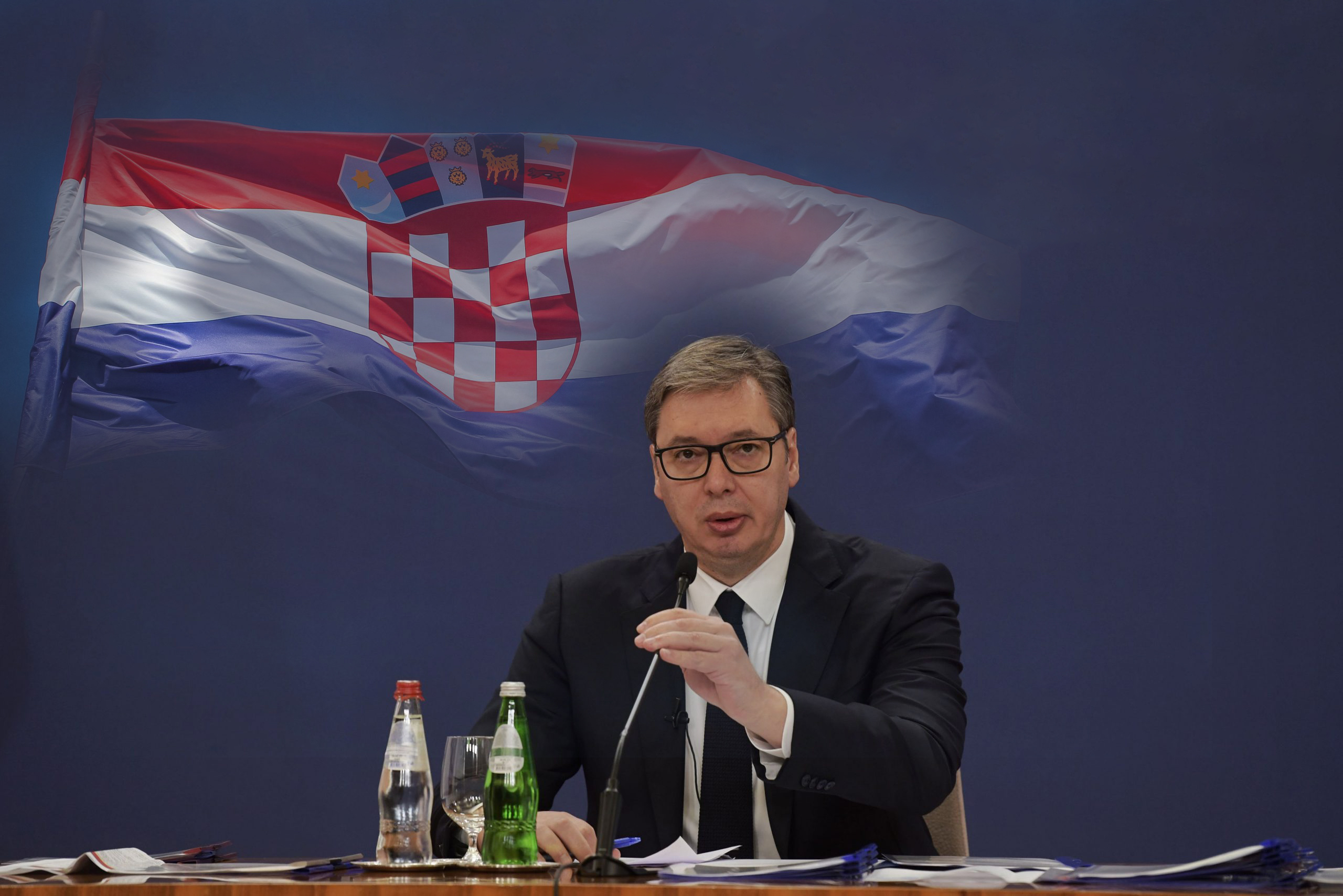 Aleksandar Vučić, Hrvatska zastava, kombo Foto: Goran Srdanov/Nova.rs