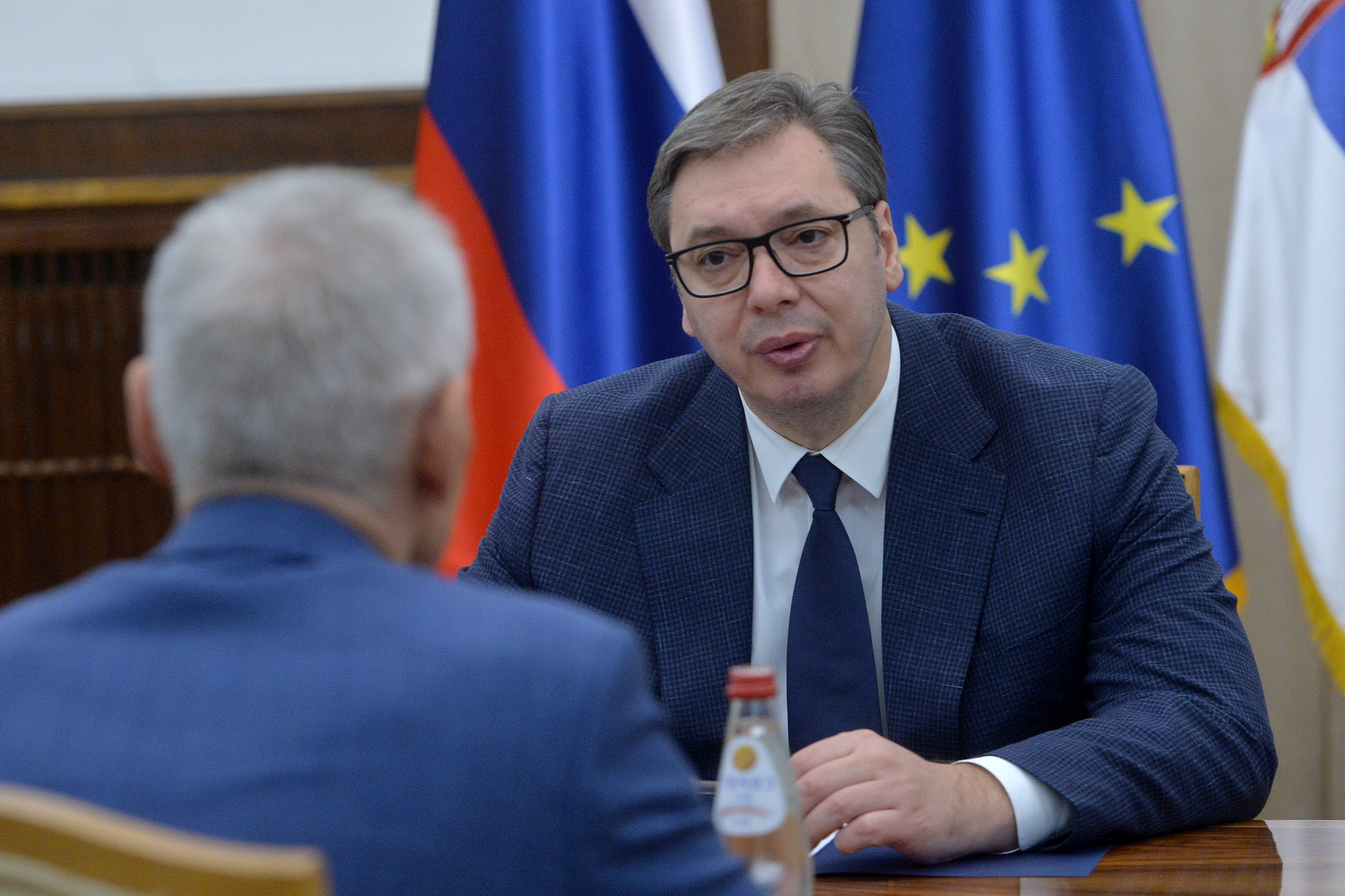 Beograd, 11. oktobra 2022 -  Predsednik Aleksandar Vucic sastao se danas sa ambasadorom Ruske Federacije u Beogradu Aleksandr Bocan-Harcenkom. FOTO TANJUG/ ZORAN ZESTIC/bs