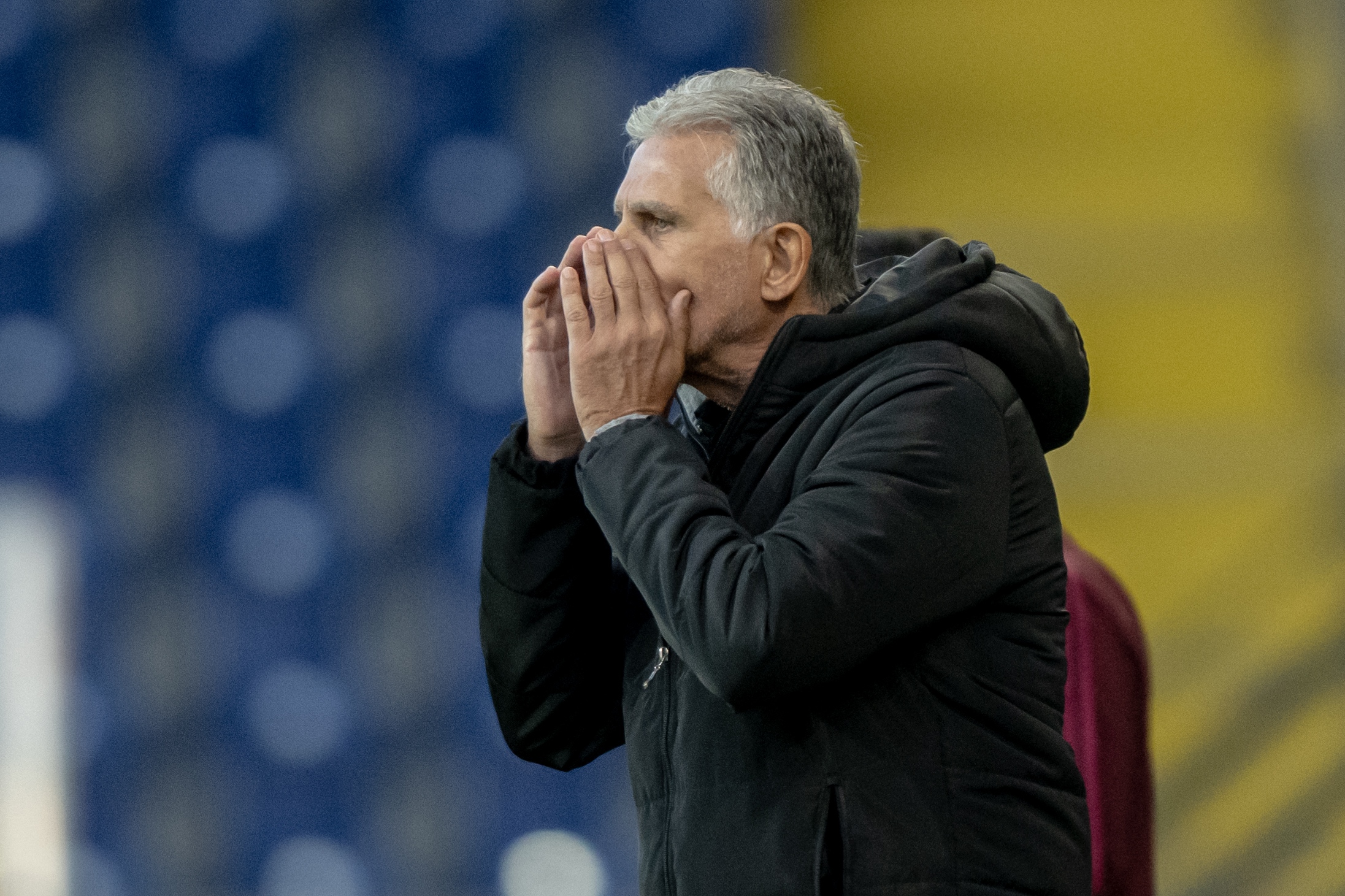 epa10201837 Iran's head coach Carlos Queiroz reacts during the International Friendly soccer match between Iran and Uruguay in Sankt Poelten, Austria, 23 September 2022.  EPA-EFE/CHRISTIAN BRUNA