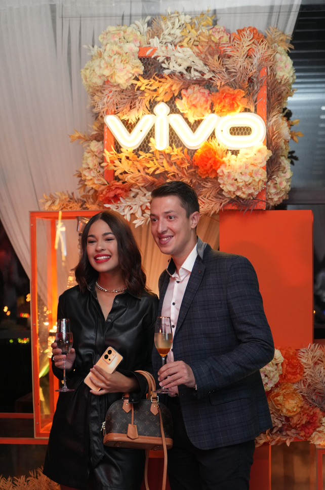 1663927410-Predstavljen-vivo-X80-Lite-5G-5.PNG
