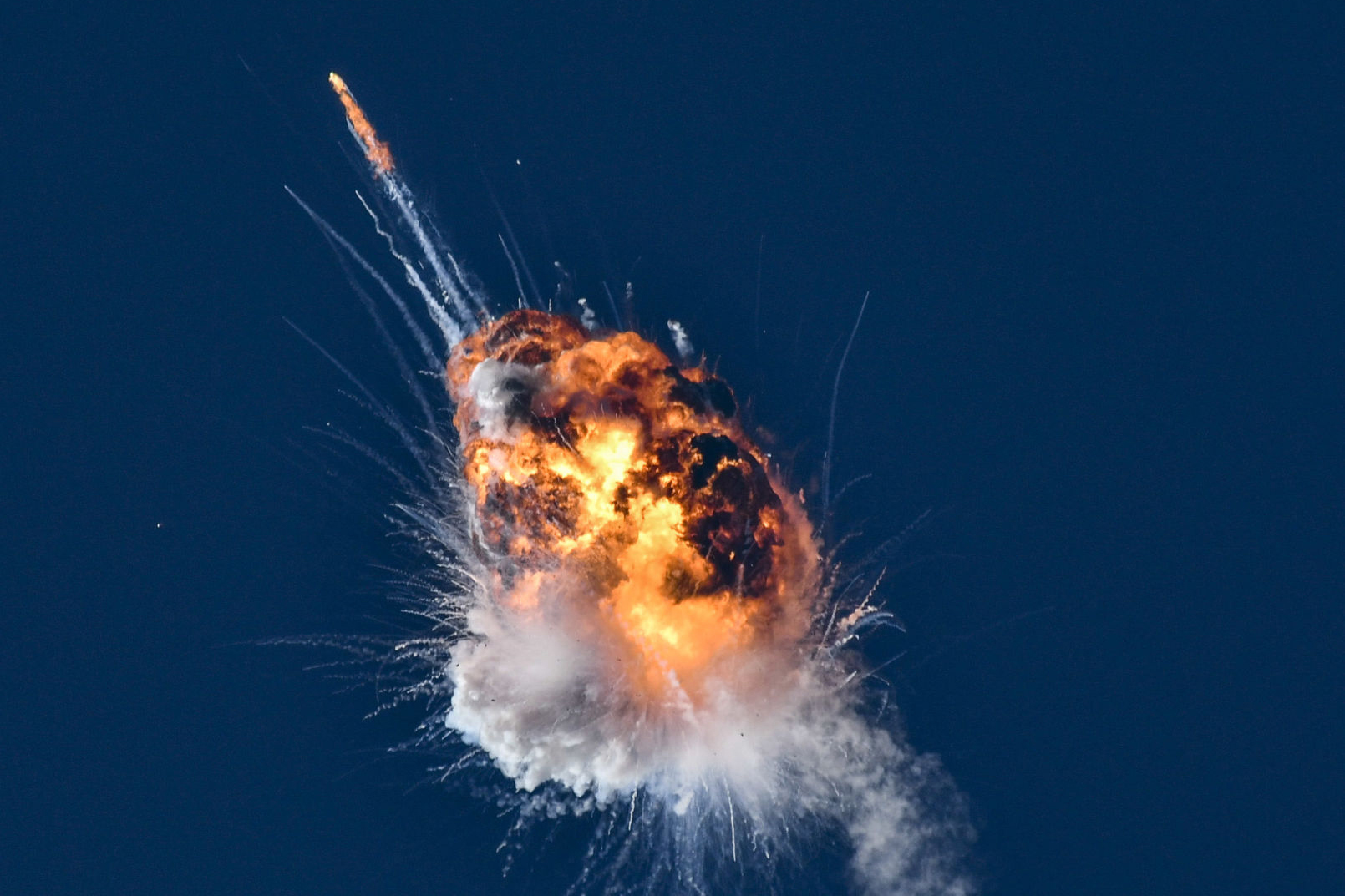 Rocket Explodes Lansiranje raketa