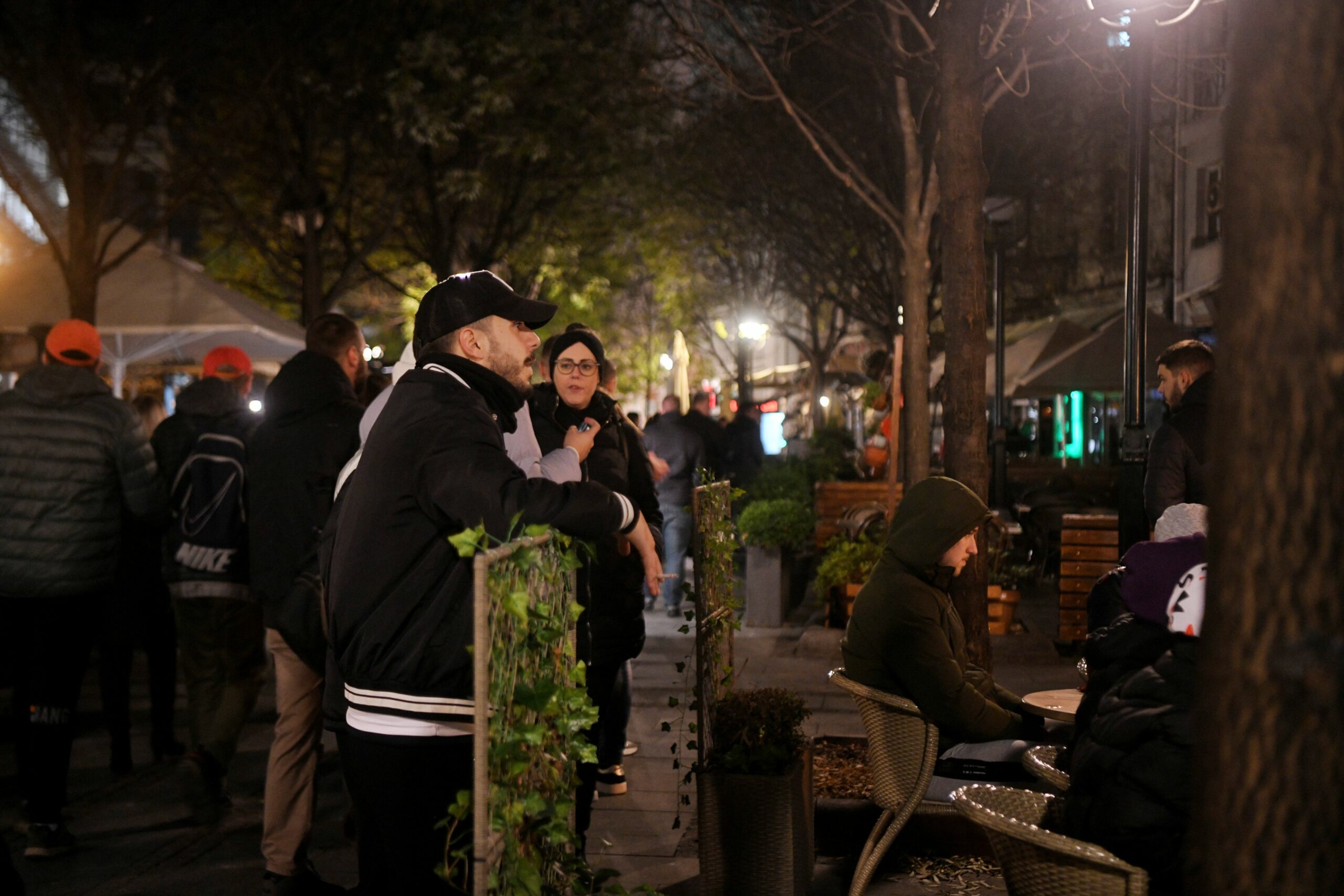 Beograd, 24.11.2022. Prva utakmica Srbije na Svetskom prvenstvu u Kataru, Srbija Brazil utakmica, Obilićev venac, kafići, svi gledaju utakmicu Foto: Filip Krainčanić/Nova.rs