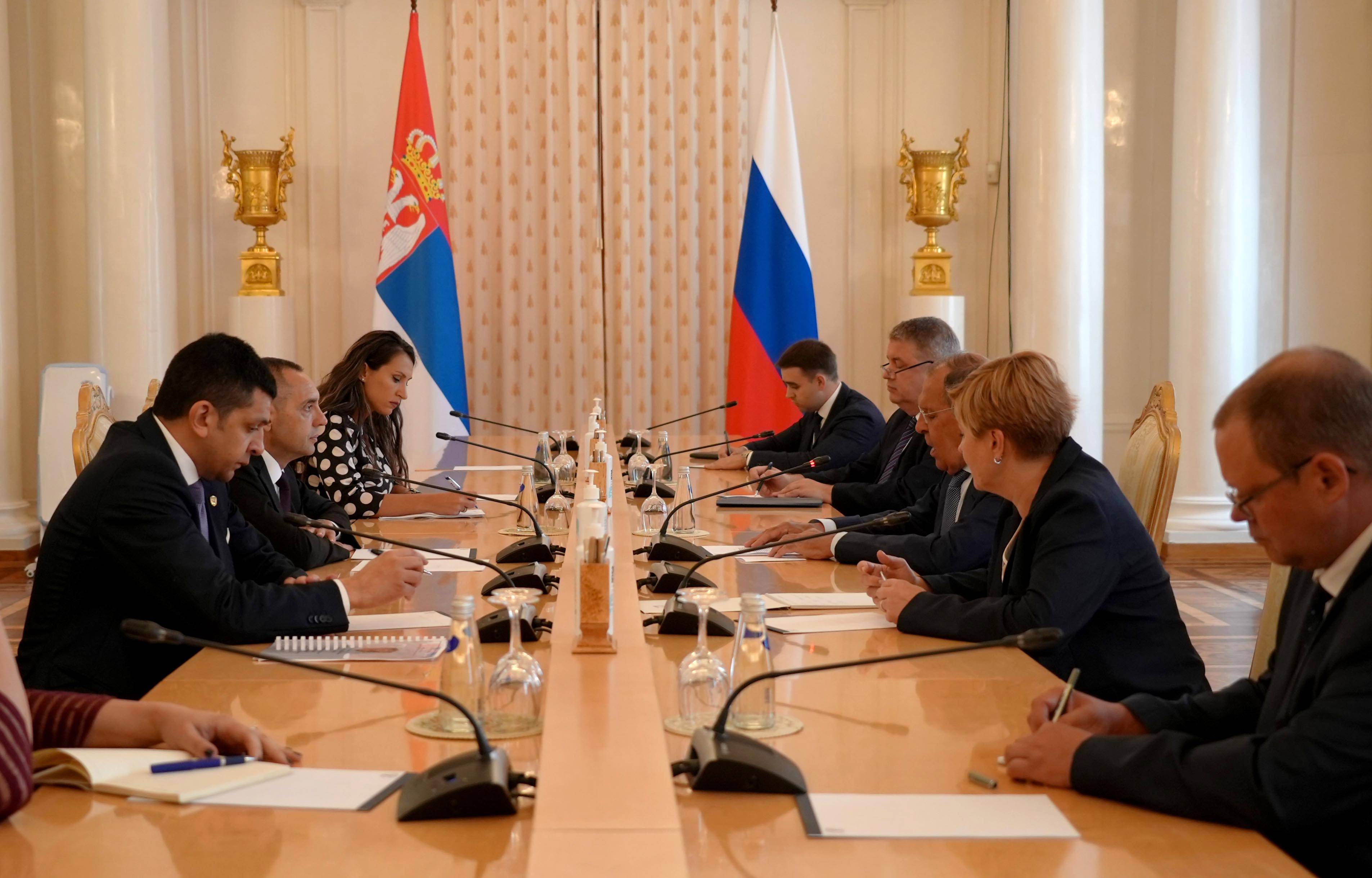Moskva, 22.08.2022. - Ministar spoljnih poslova Ruskije Sergej Lavrov i ministar unutrasnjih poslova Srbije Aleksandar Vulin sastali su se danas u Moskvi. (BETAPHOTO/MUP SRBIJE/Anton Antanasijevic)