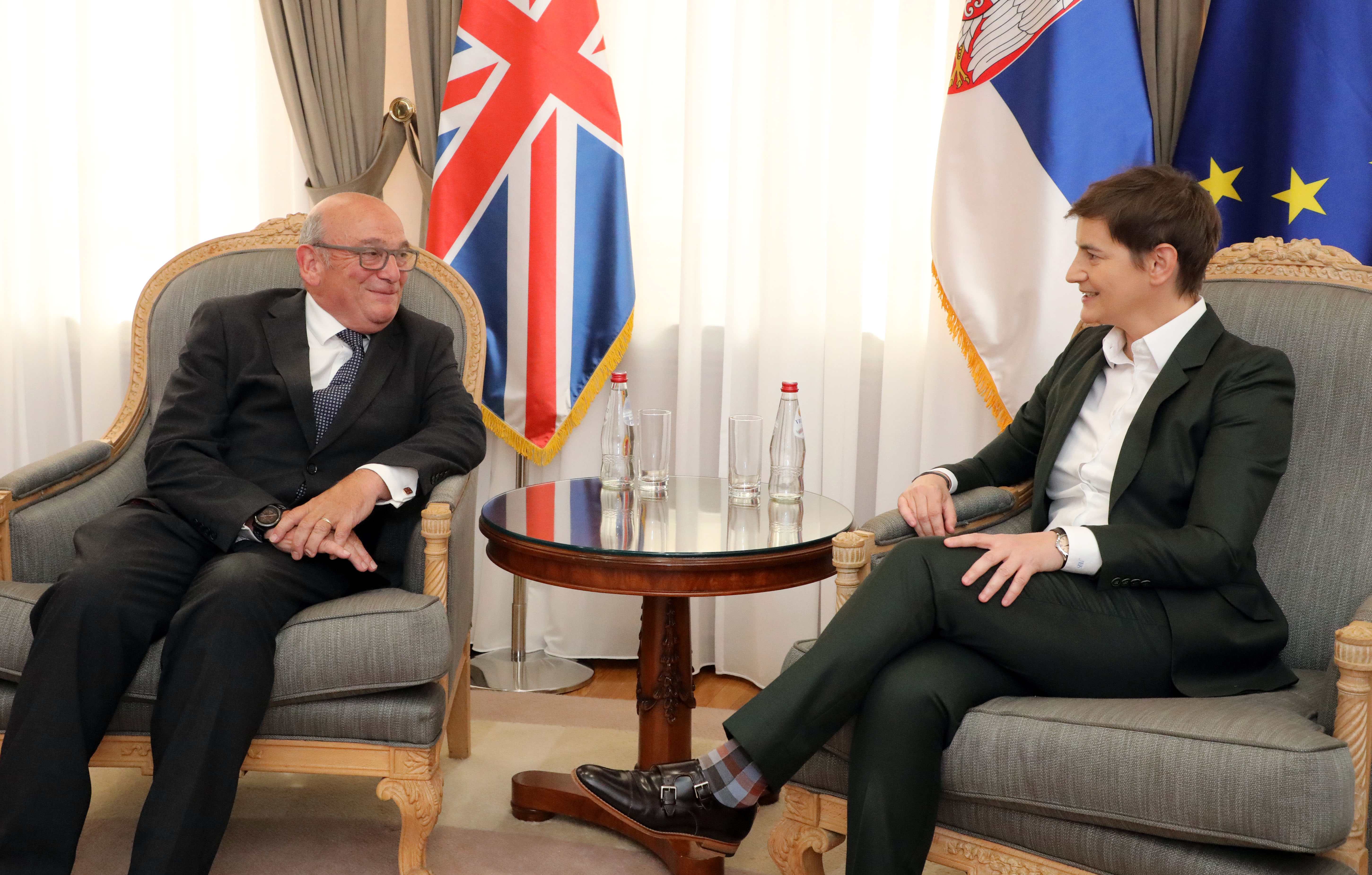 STJUART PIC, ANA BRNABIC