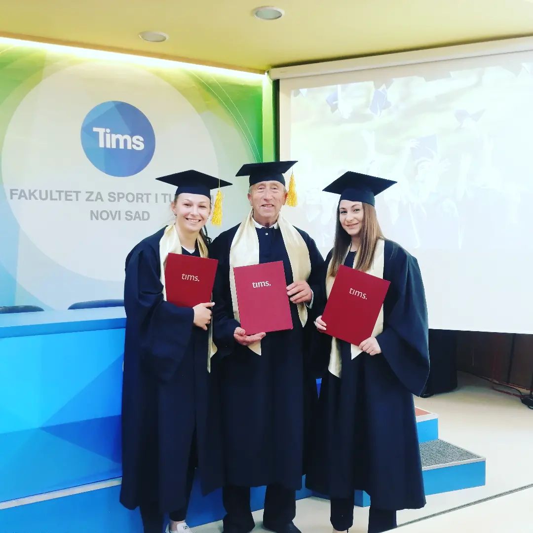 1670340555-diploma.jpg