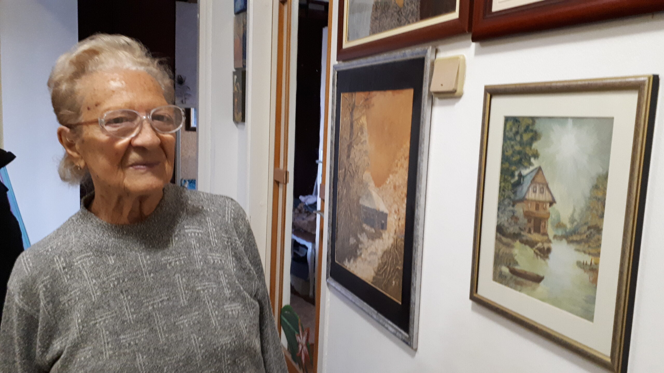 za tekst o Nišlijki koja slika i roni i u devetoj deceniji