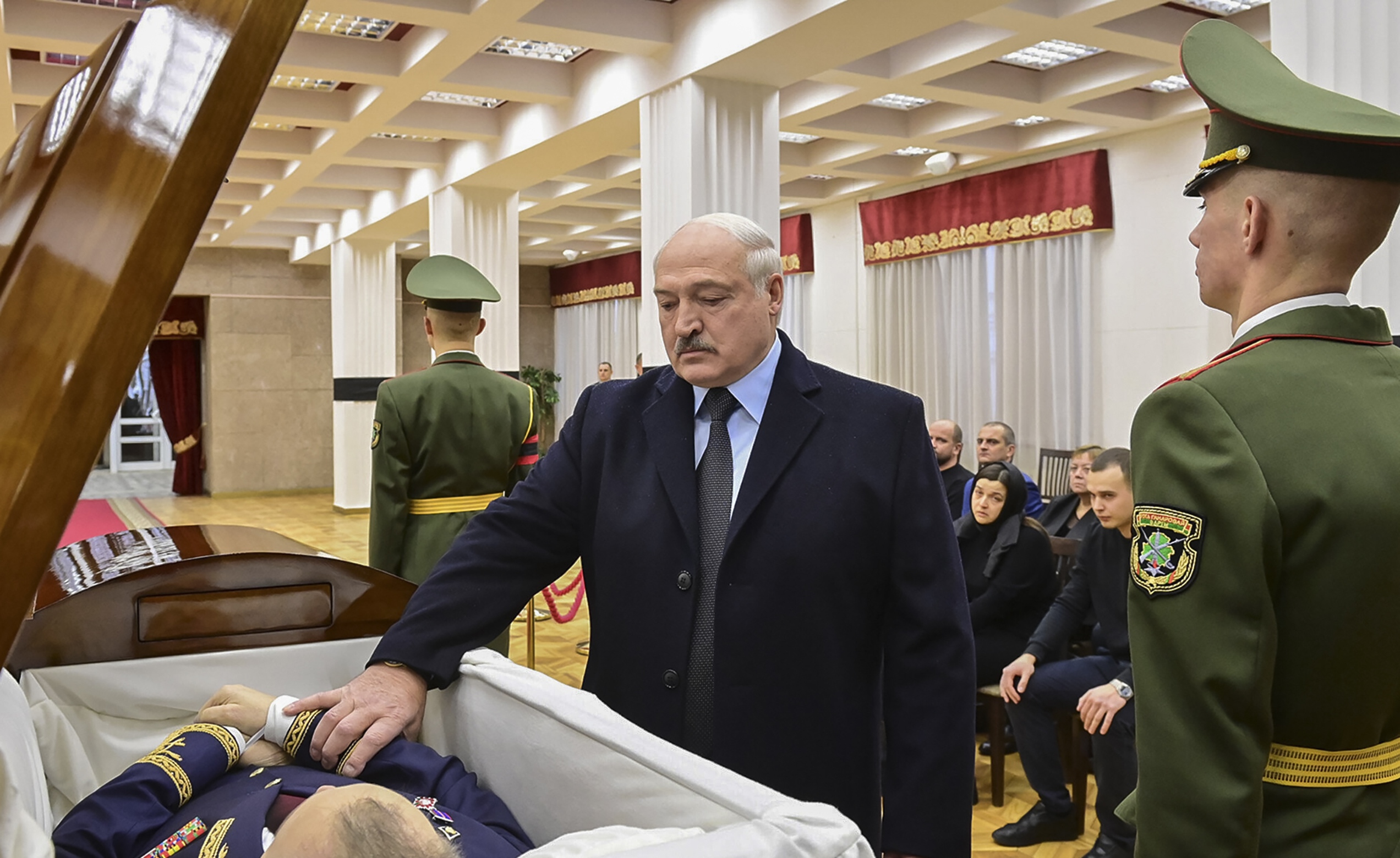 Belorusija sahrana Belarusian President Lukashenko attends mourning ceremony for late Foreign Minister Makei in Minsk