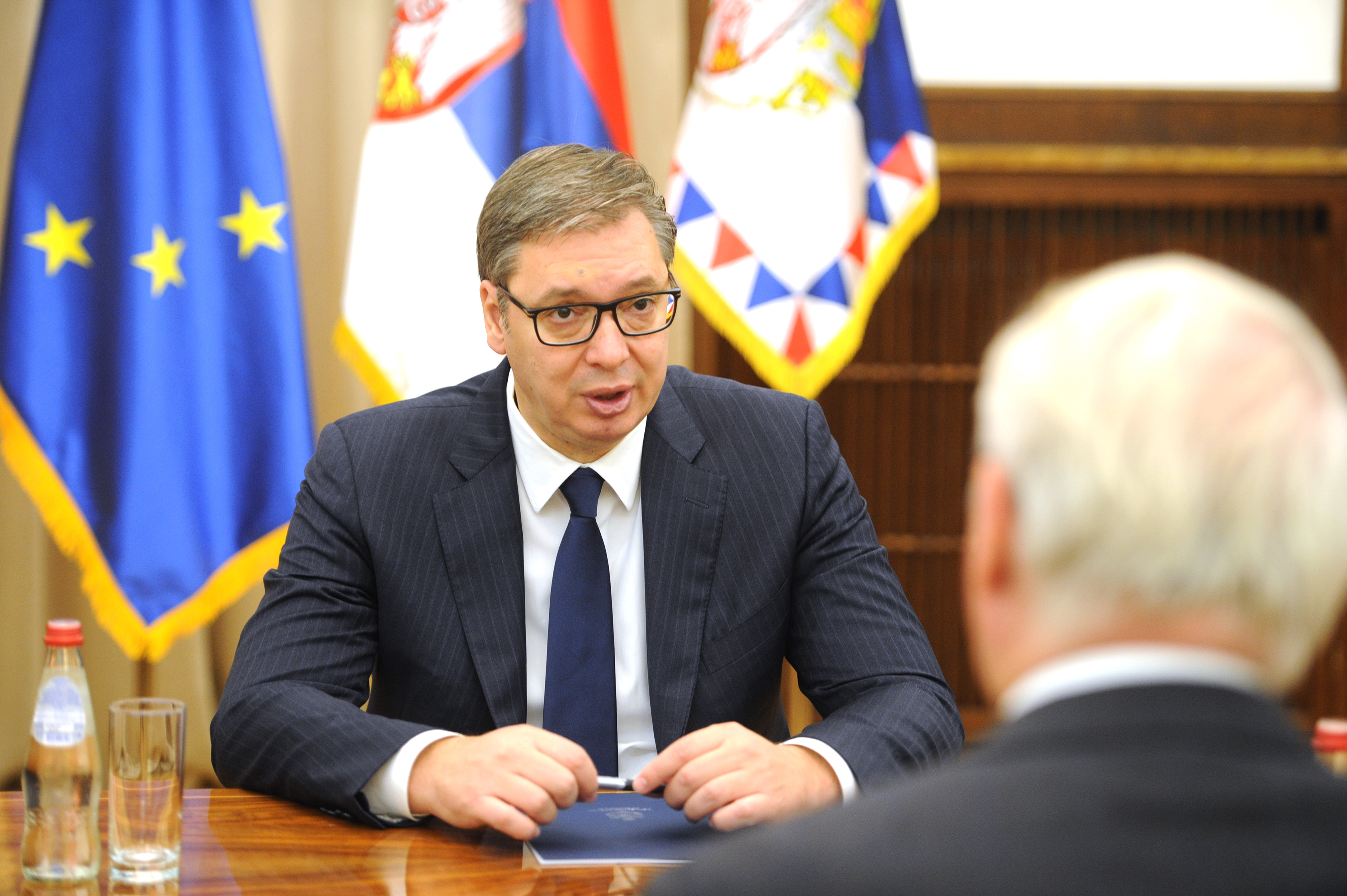 ALEKSANDAR VUCIC, KRISTOFER HIL