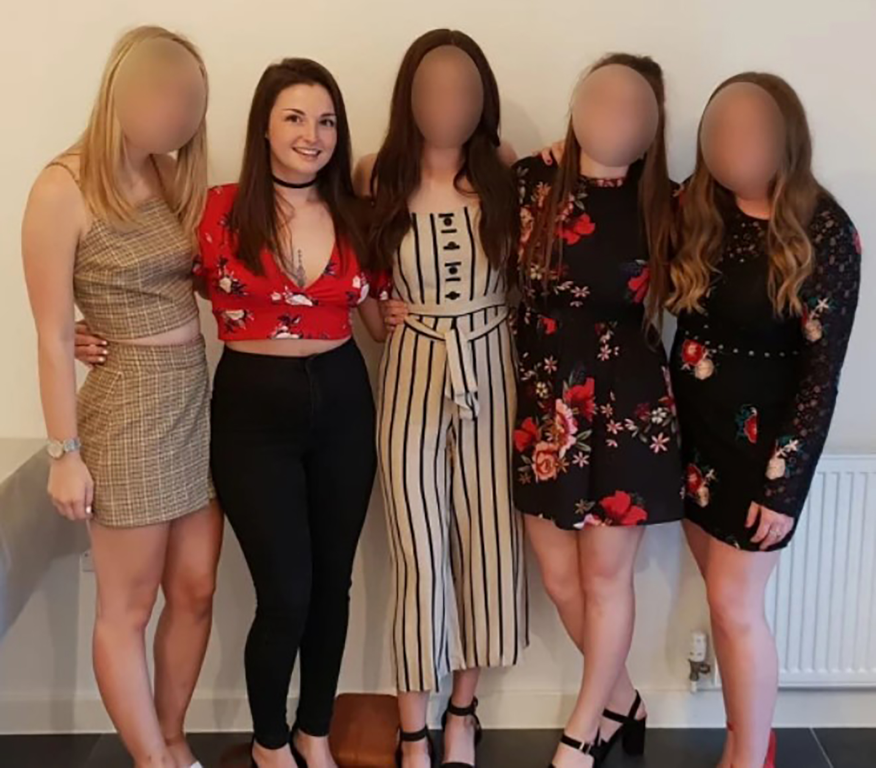 Eli Džonson, Ellie Johnson, studentkinja beba