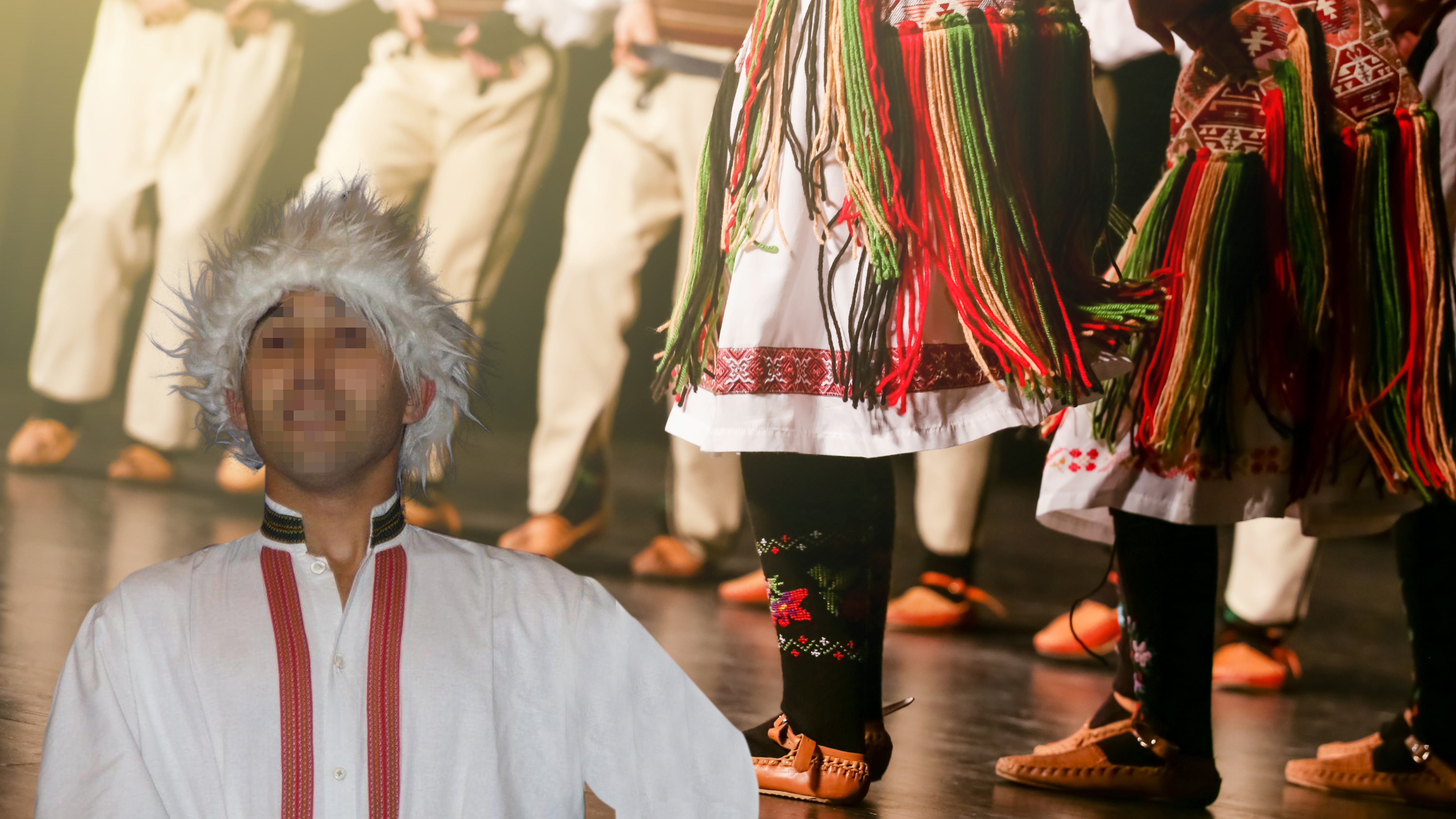Zoran Radonjić/ Učitelj folklora slao poruke maloletnicama, osumnjičen za polno uznemiravanje kombo ovčica Šone