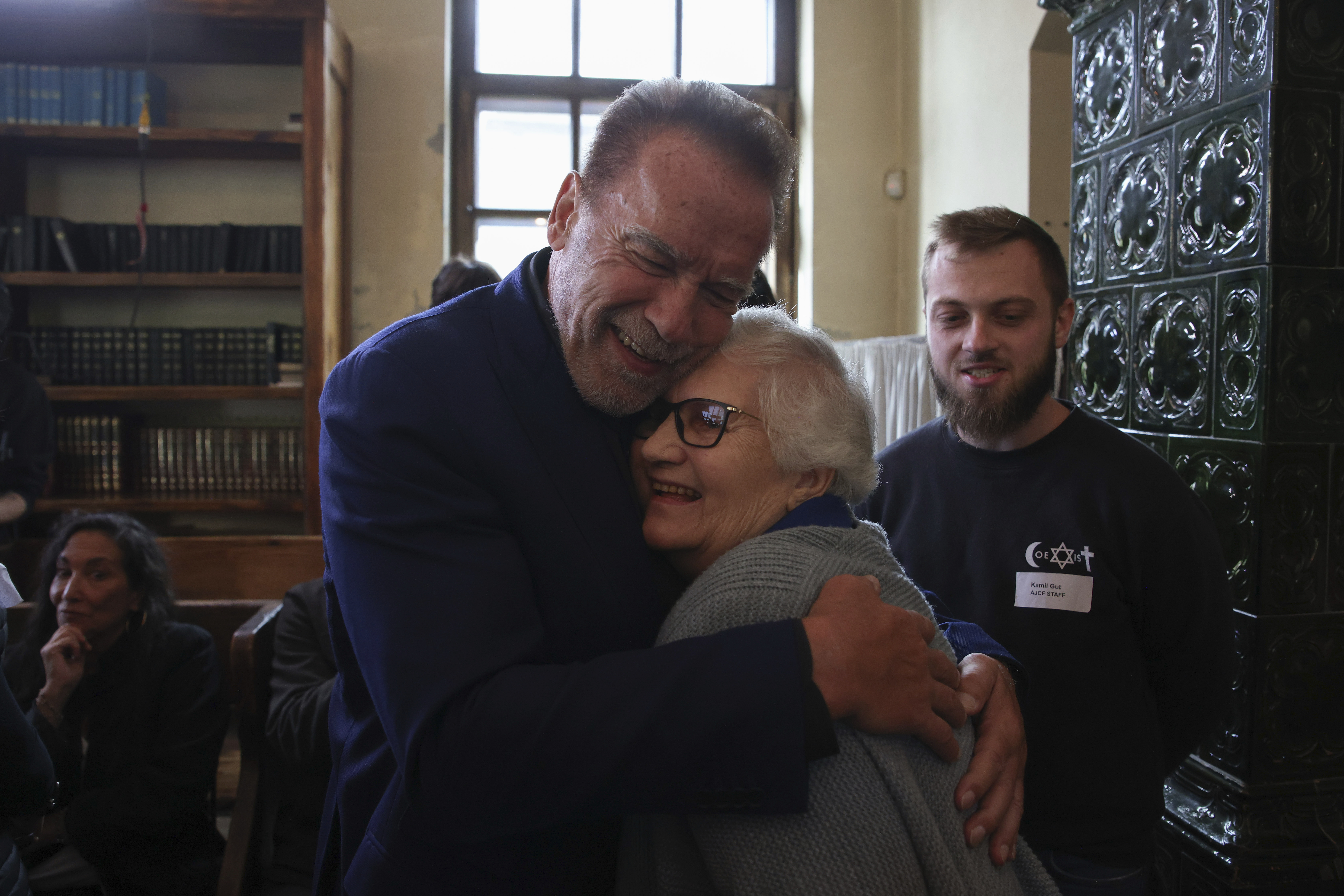 EU Poland Schwarzenegger Auschwitz