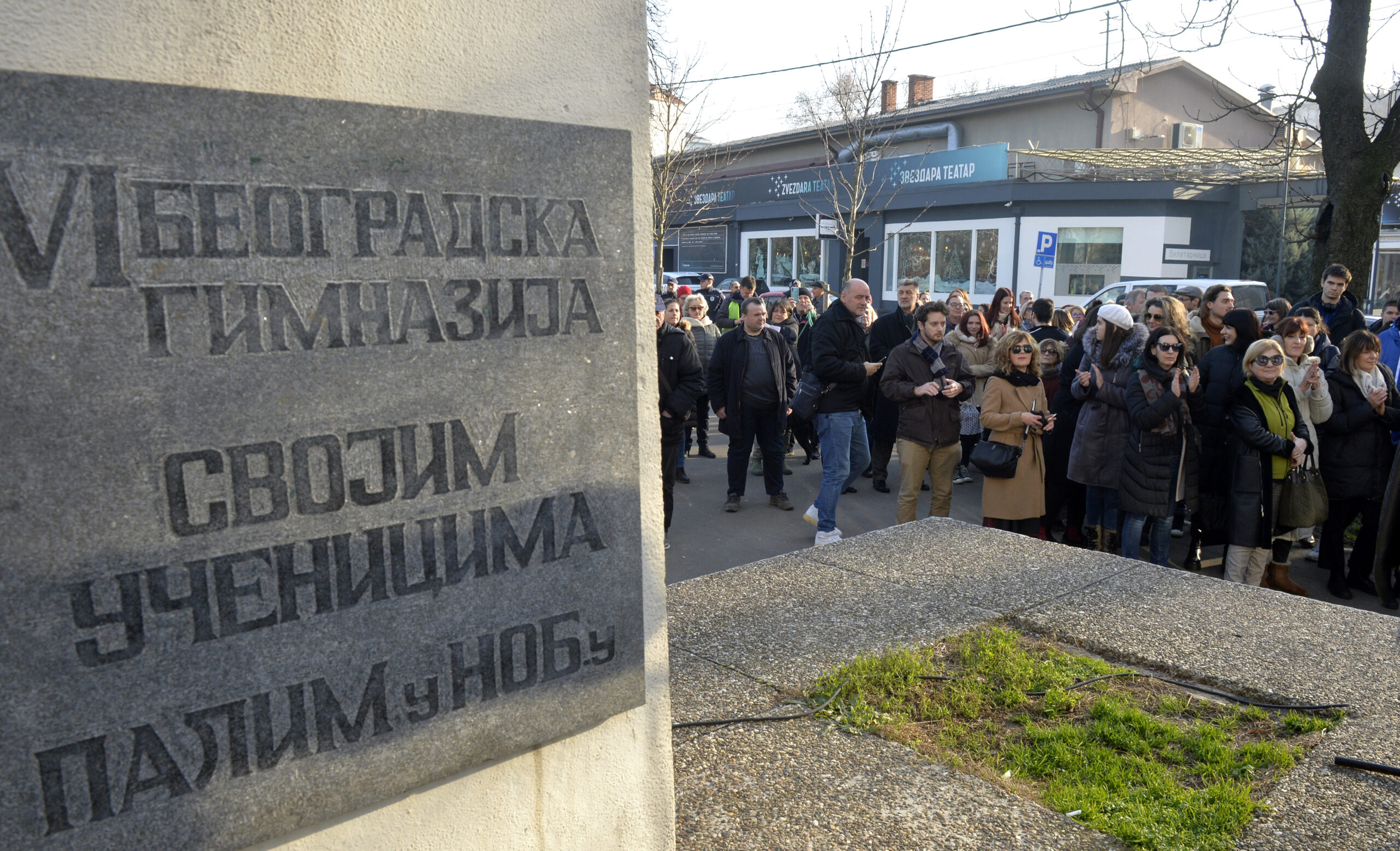 Beograd, 21. decembra 2022 - Forum beogradskih gimnazija organizovao je protest "Nastavnik nije meta". Povod za protest je suspenzija profesora Jovana Kneeviæa. FOTO TANJUG/ RADE PRELIÆ/bs