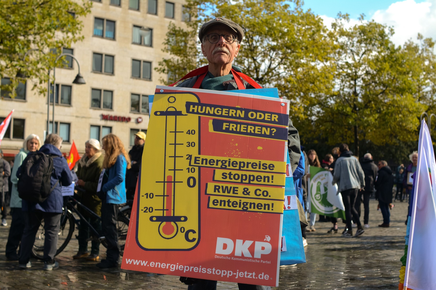 Protest "Enough Is Enough" Against Government Policy Amid Inflation And Energy Crisis In Cologne, Germany - 01 Oct 2022