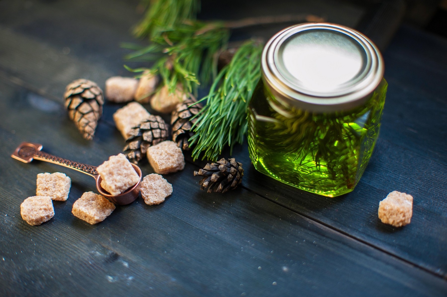 Fir tree bump jam on wooden background,Image: 262722792, License: Royalty-free, Restrictions: , Model Release: no, Credit line: Ruslan Olinchuk / Alamy / Alamy / Profimedia