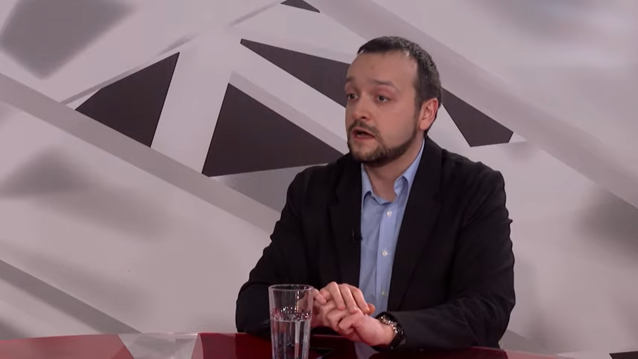 Doktor političkih nauka Boban Stojanović