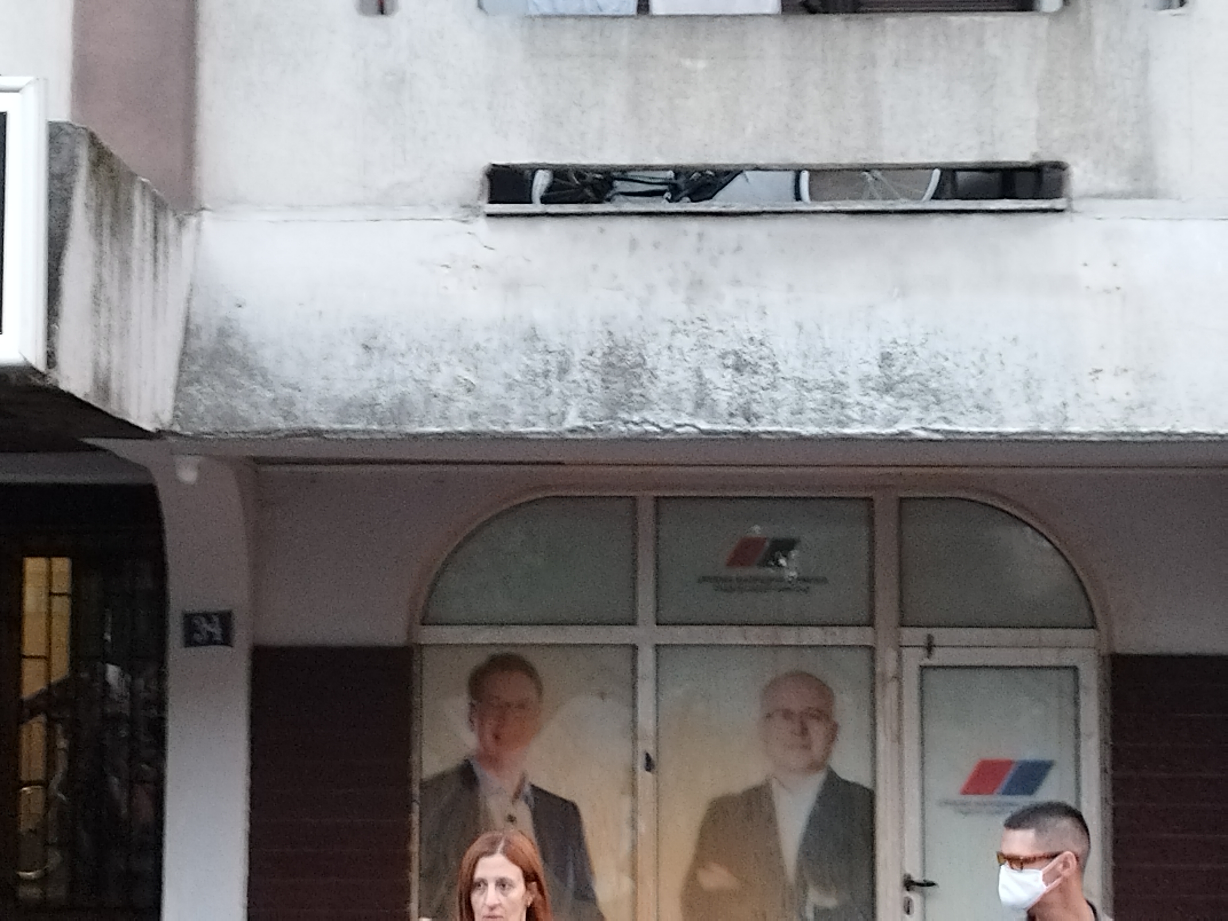 Novi Sad  28. jul 2022. Protest Buna protiv mafije u Novom Sadu SNS prostorije
