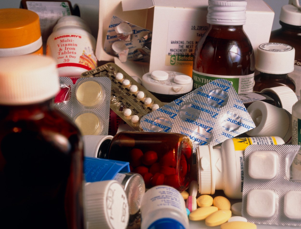 Expired medicines. Assortment of old medicines and pills that have passed their expiry date.,Image: 102382776, License: Rights-managed, Restrictions: , Model Release: no, Credit line: CORDELIA MOLLOY / Sciencephoto / Profimedia
