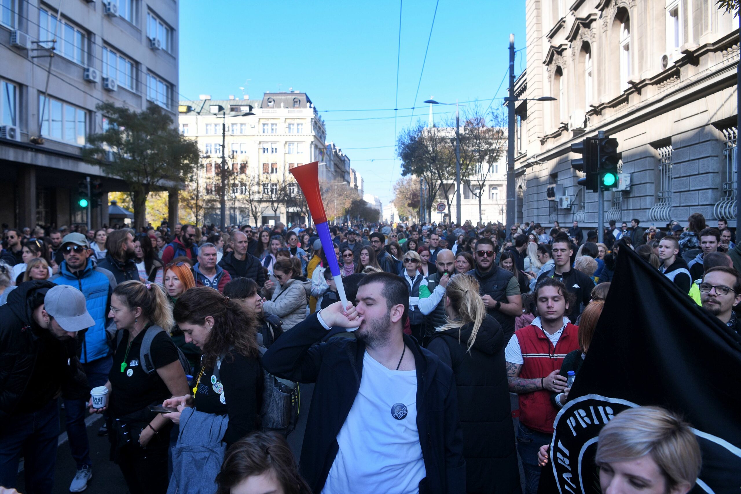 Beograd, 13.11.2022. Protest, Predsedništvo,  protest protiv zagađenja ispred Predsedništva: Samo sloga od smoga spasava Foto: Filip Krainčanić/Nova.rs