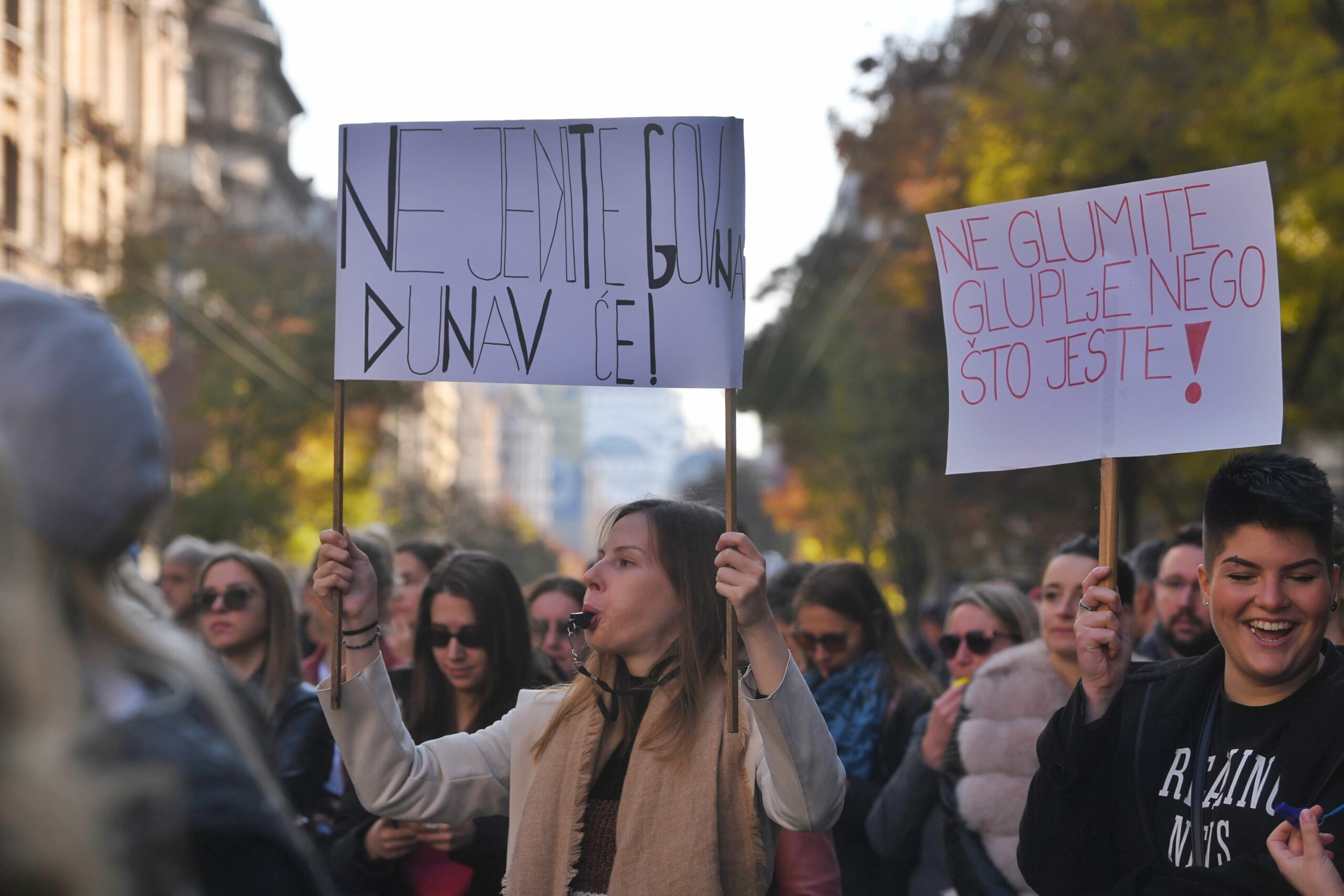 Beograd, 13.11.2022. Protest, Predsedništvo,  protest protiv zagađenja ispred Predsedništva: Samo sloga od smoga spasava Foto: Filip Krainčanić/Nova.rs