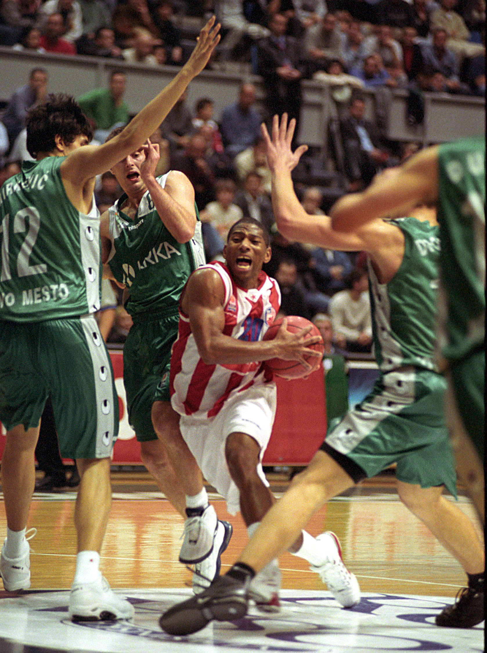 SPORT KOSARKA CRVENA ZVEZDA - KRKA
17.11.2002.
Skuni Pen (Scoonie Penn)
foto: Pedja Milosavljevic