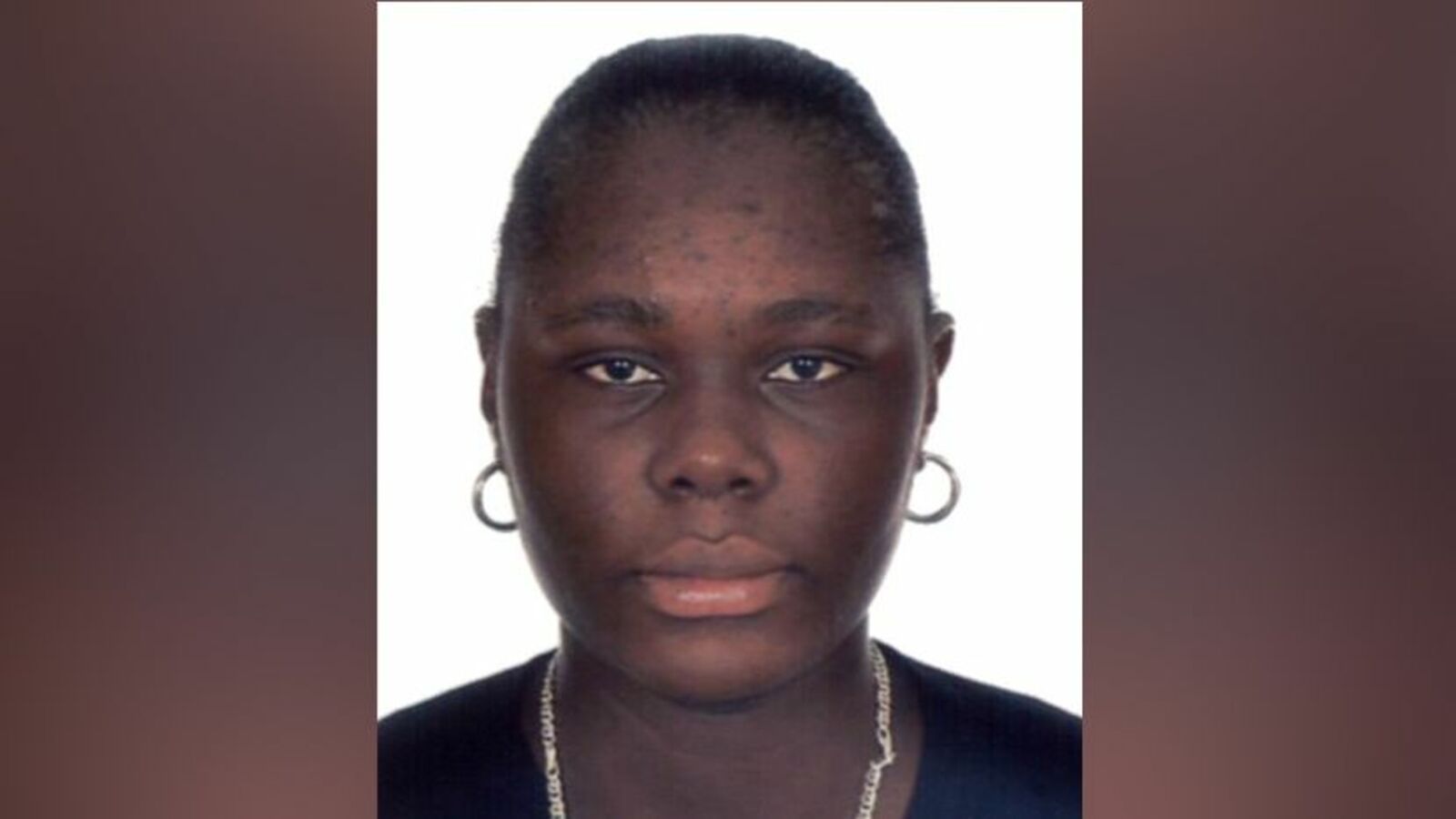 luzenga-louange-1-830x0_1600x