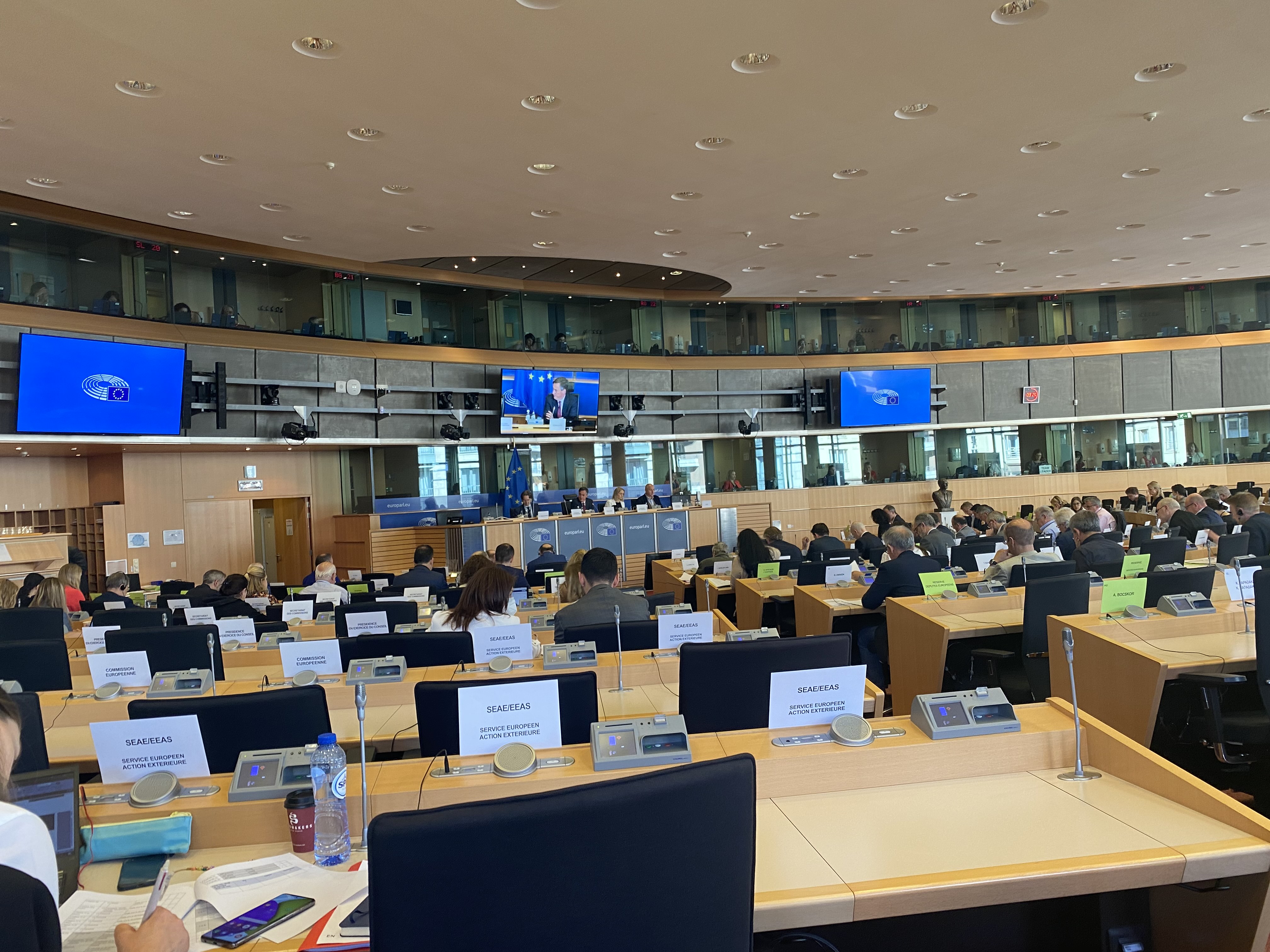 Evropski parlament - glasanje o Srbiji (1)