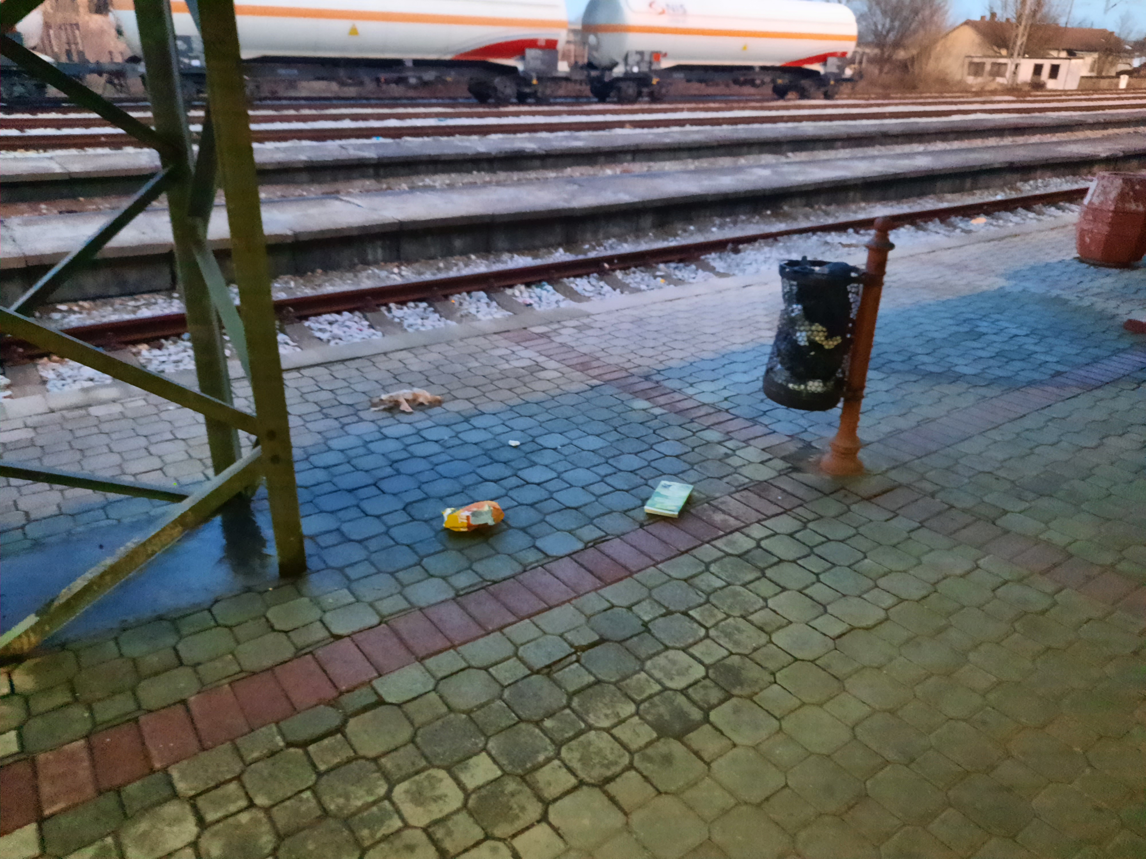 Rampe u Čačku bile spuštene kada je motociklista podleteo pod voz